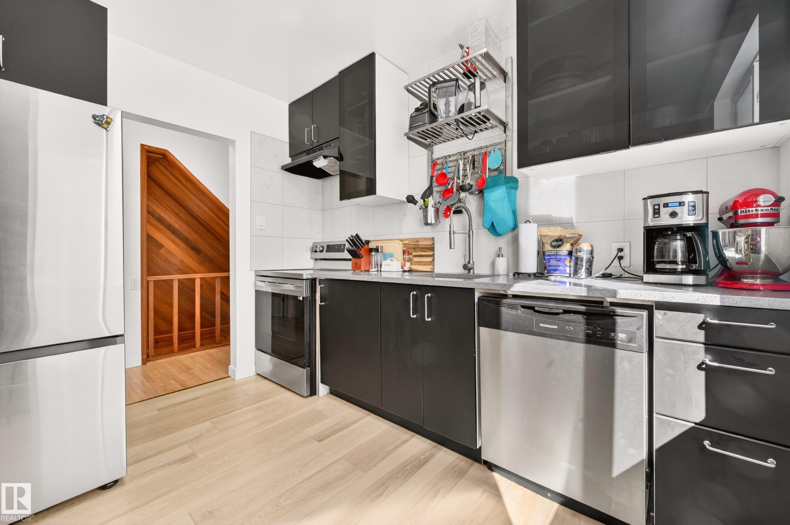 Photo 24 at 6807 112a Street NW, Parkallen, Edmonton