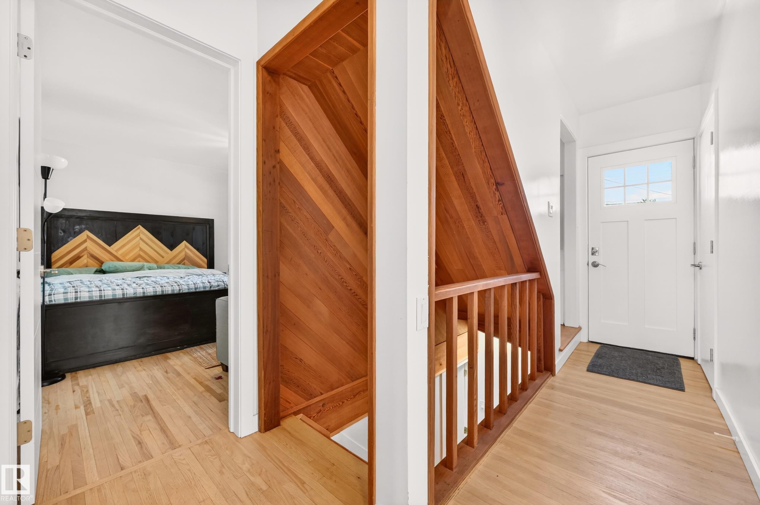 Photo 28 at 6807 112a Street NW, Parkallen, Edmonton