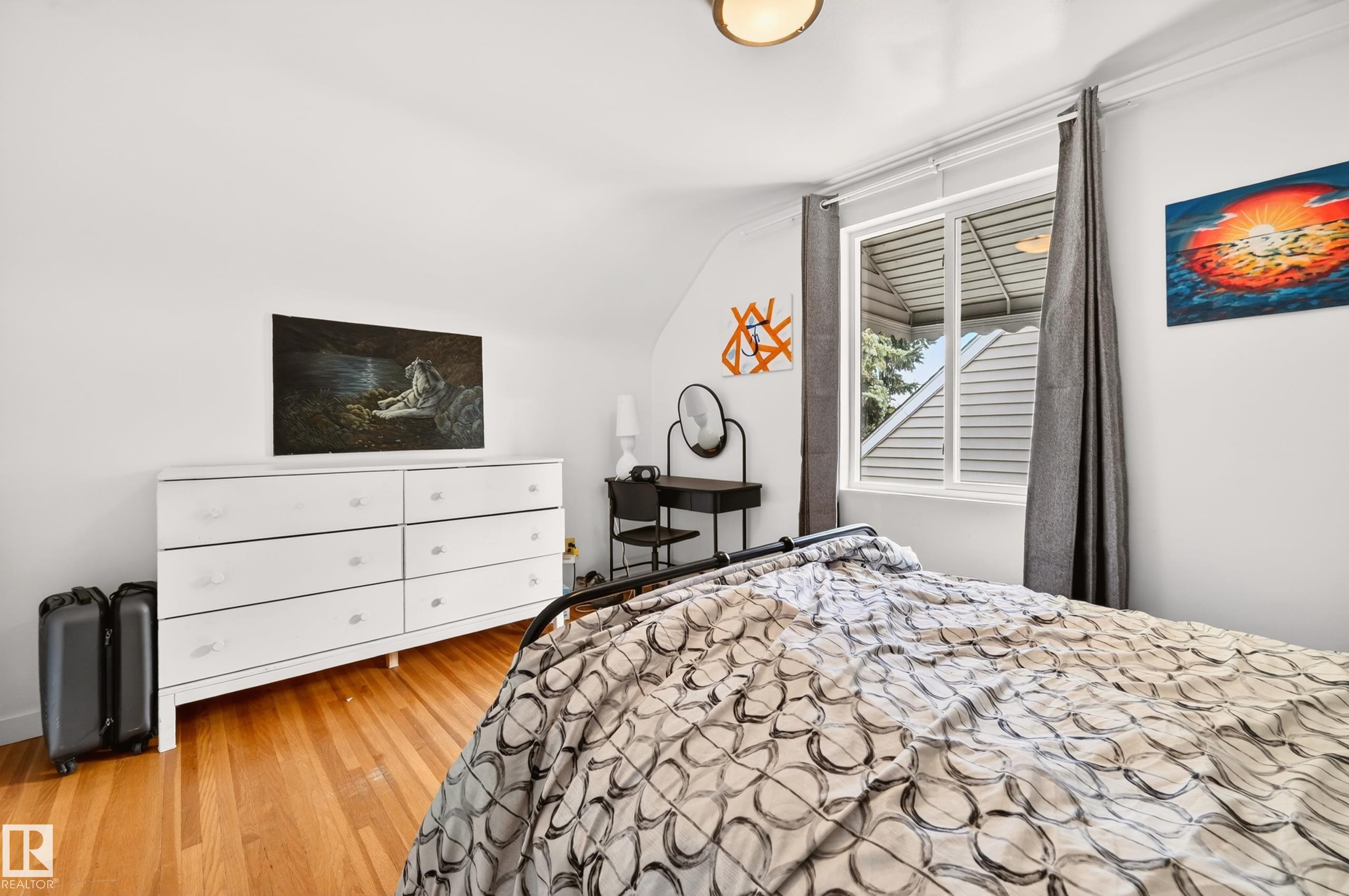 Photo 37 at 6807 112a Street NW, Parkallen, Edmonton