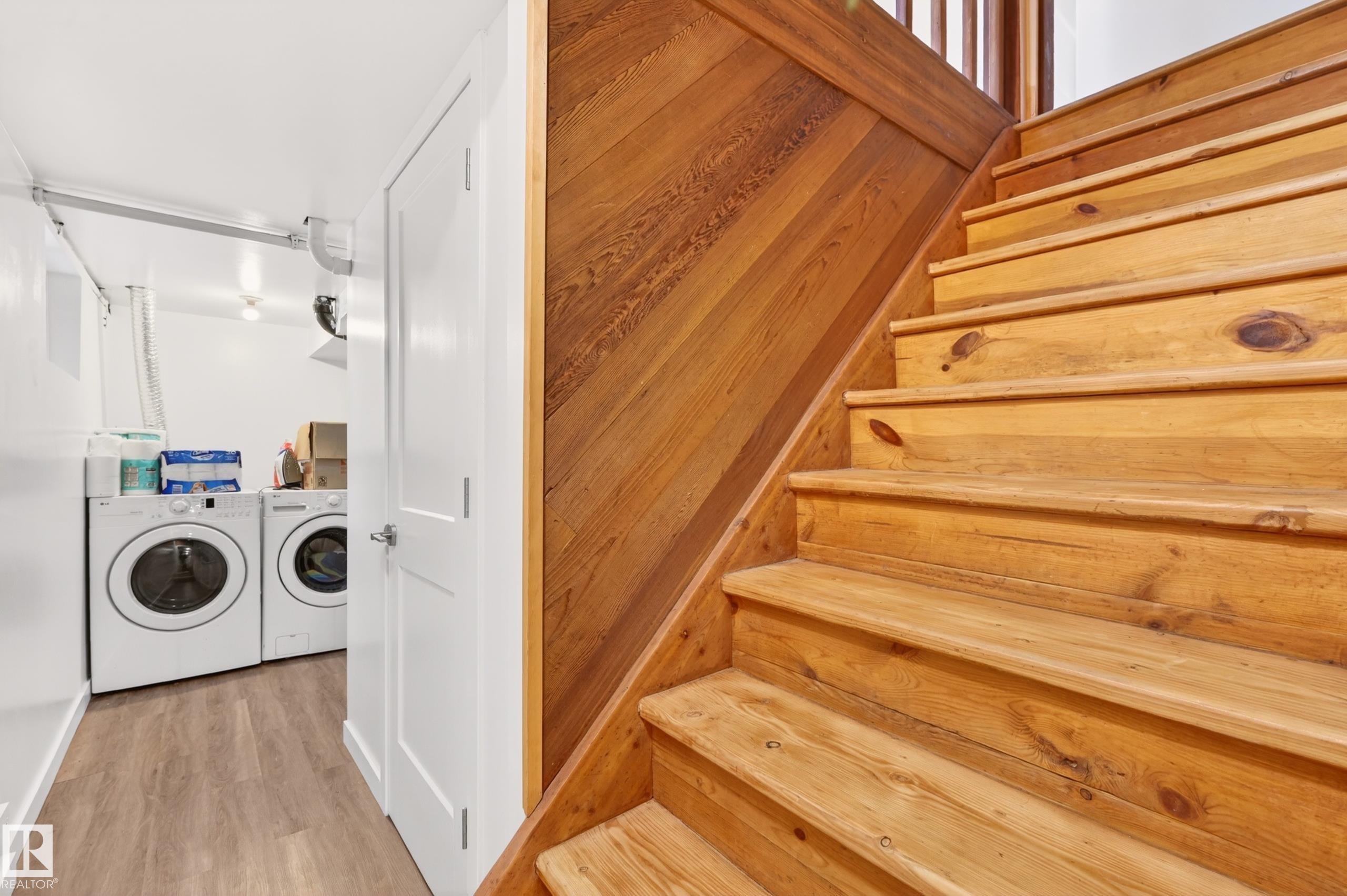 Photo 46 at 6807 112a Street NW, Parkallen, Edmonton