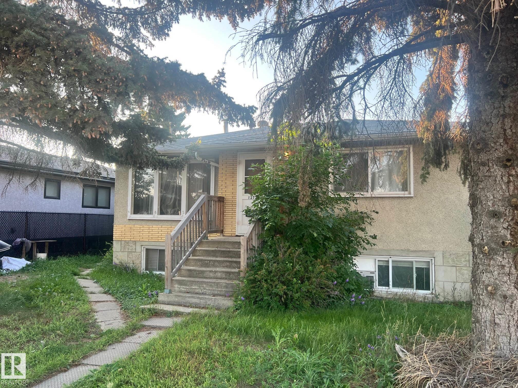 12720 135 Avenue NW, Wellington, Edmonton