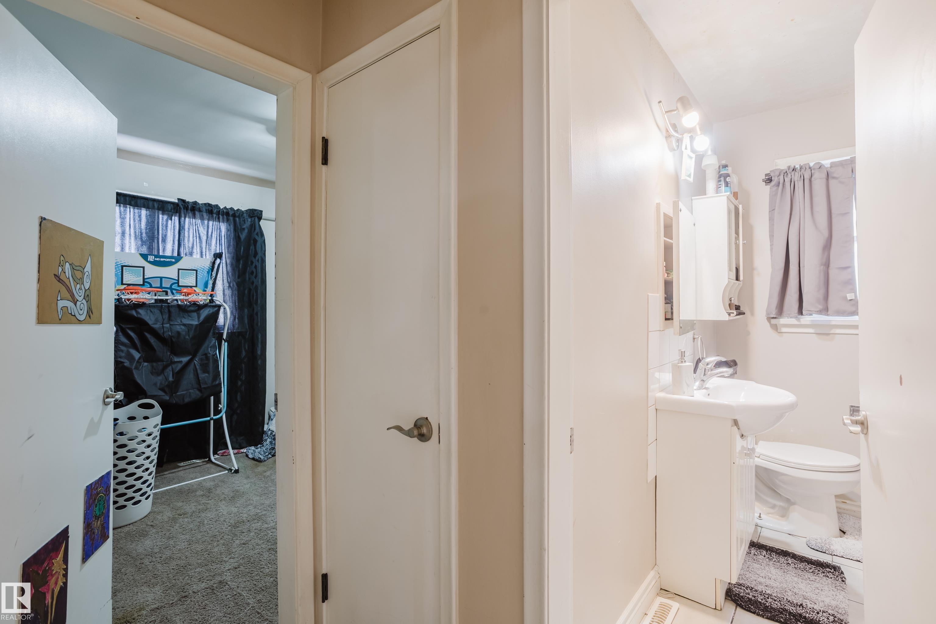 Photo 15 at 12720 135 Avenue NW, Wellington, Edmonton