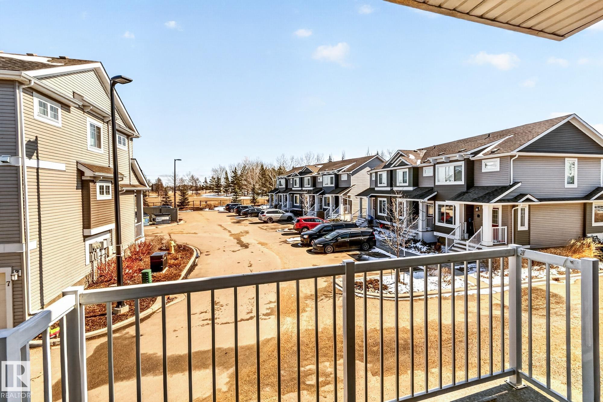 Photo 12 at 4131 30 Street NW, Larkspur, Edmonton