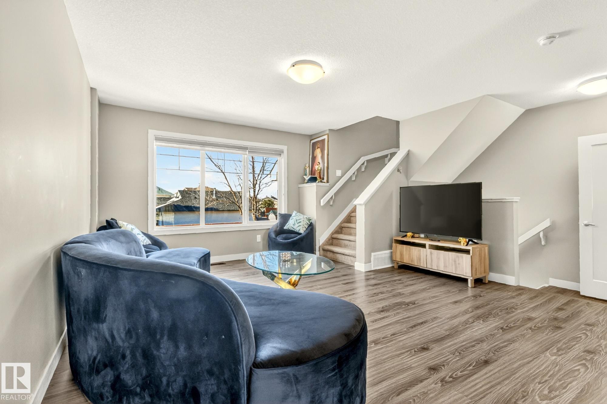 4131 30 Street NW, Larkspur, Edmonton