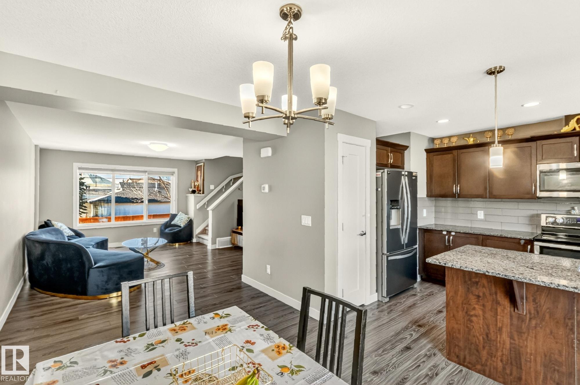 Photo 6 at 4131 30 Street NW, Larkspur, Edmonton