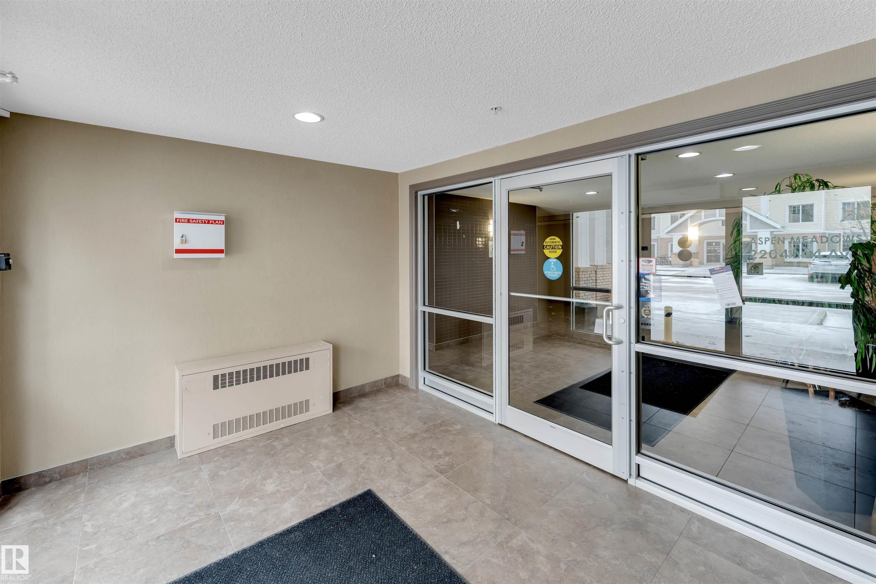 409 - 2204 44 Avenue NW, Larkspur, Edmonton