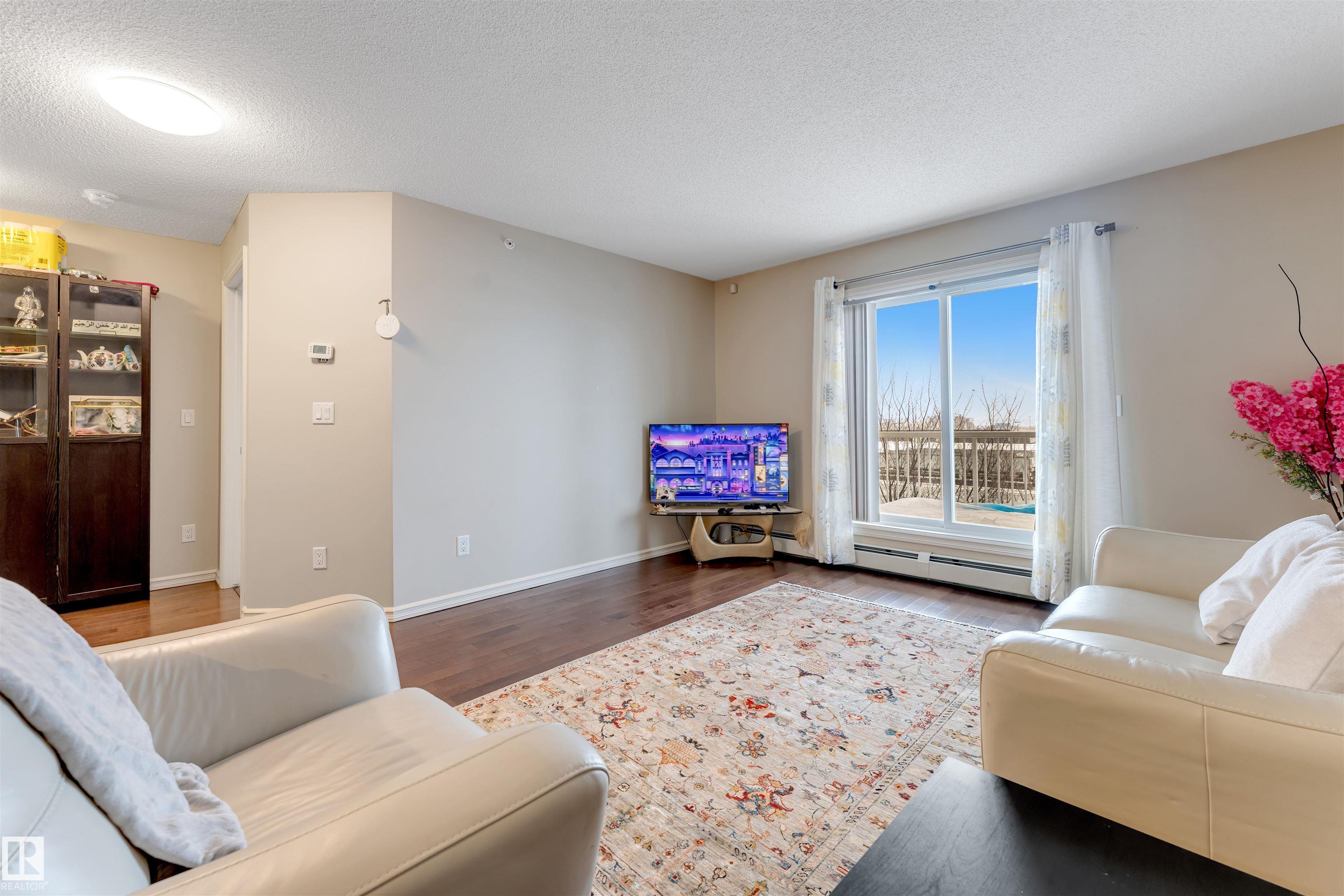 409 - 2204 44 Avenue NW, Larkspur, Edmonton