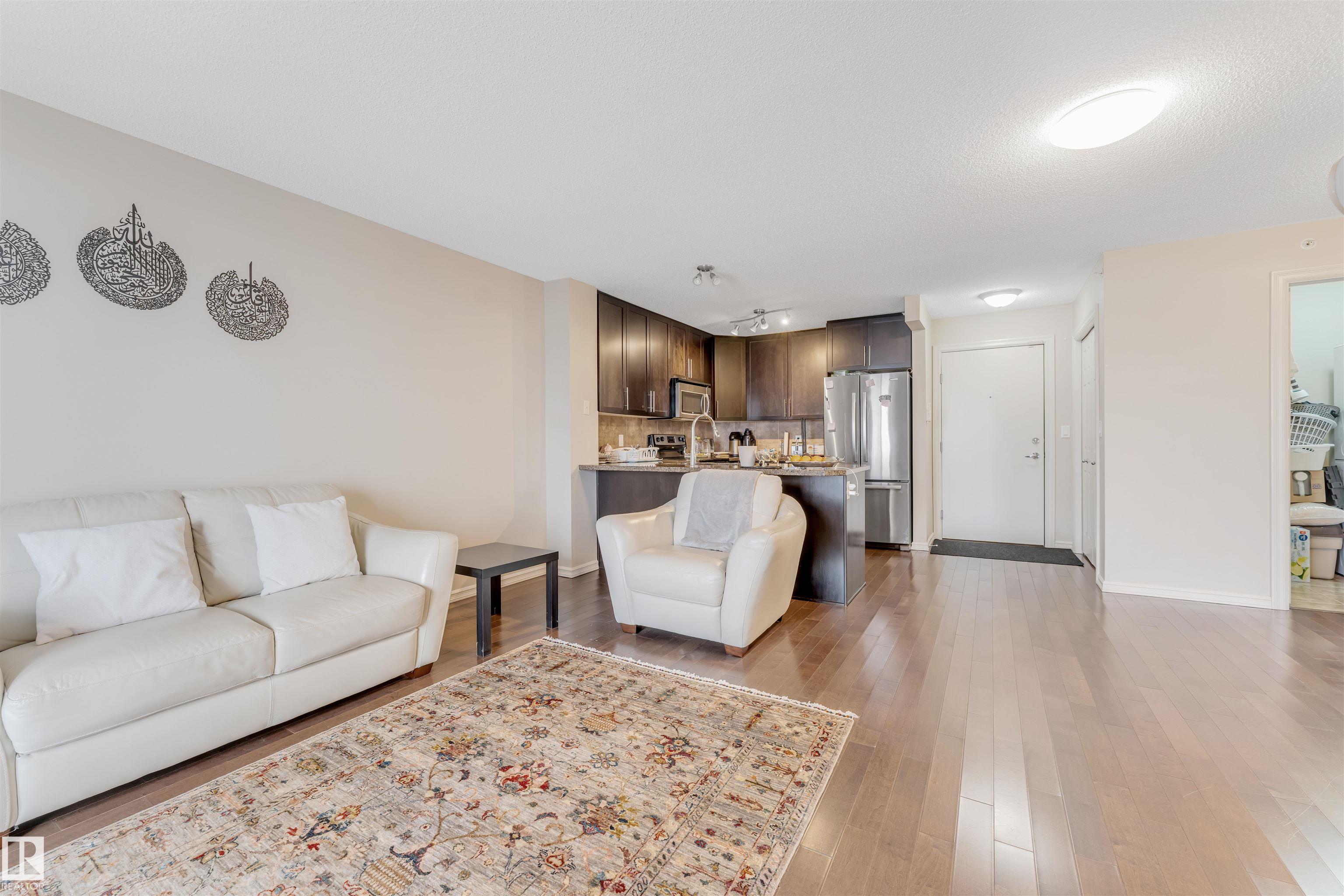 409 - 2204 44 Avenue NW, Larkspur, Edmonton