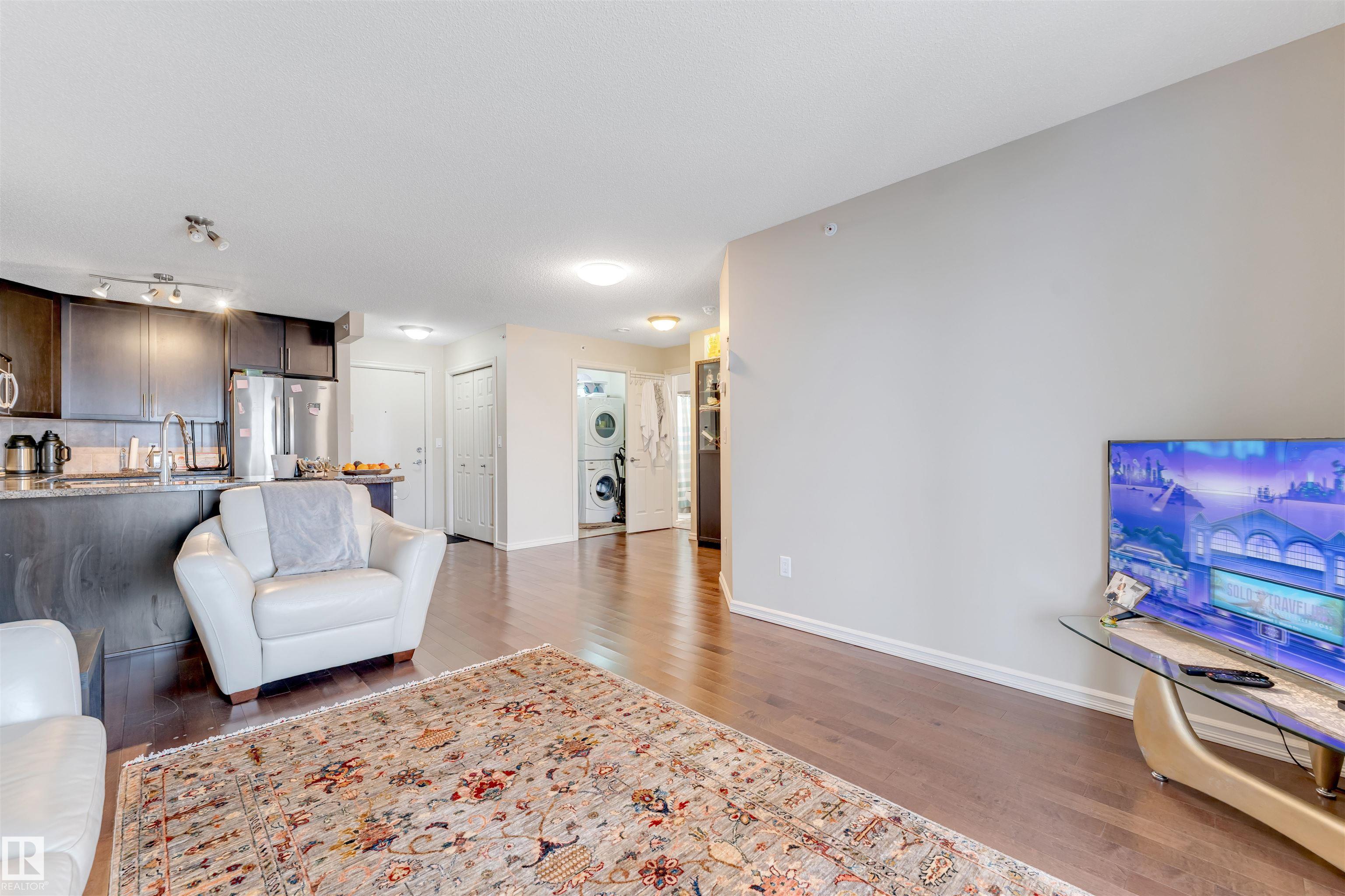 Photo 8 at 409 - 2204 44 Avenue NW, Larkspur, Edmonton