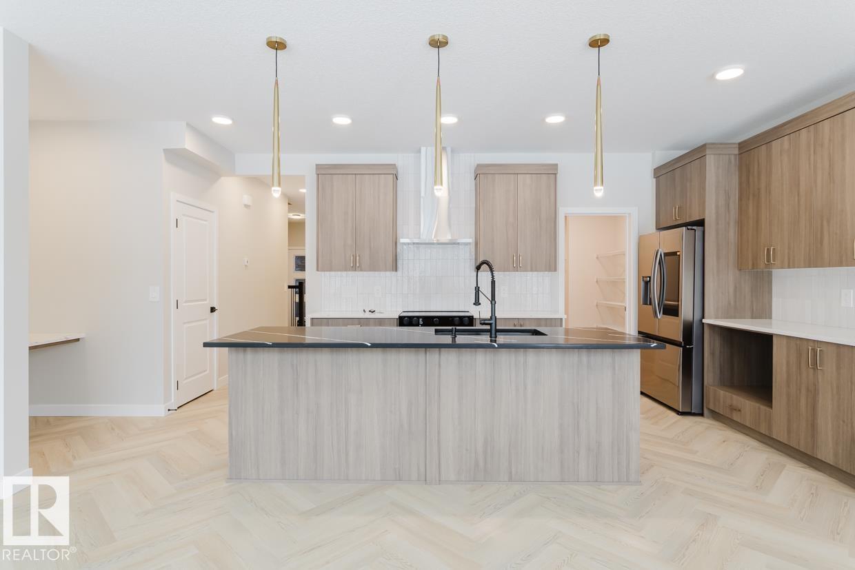 25 Cessy Street, Chérot, St. Albert