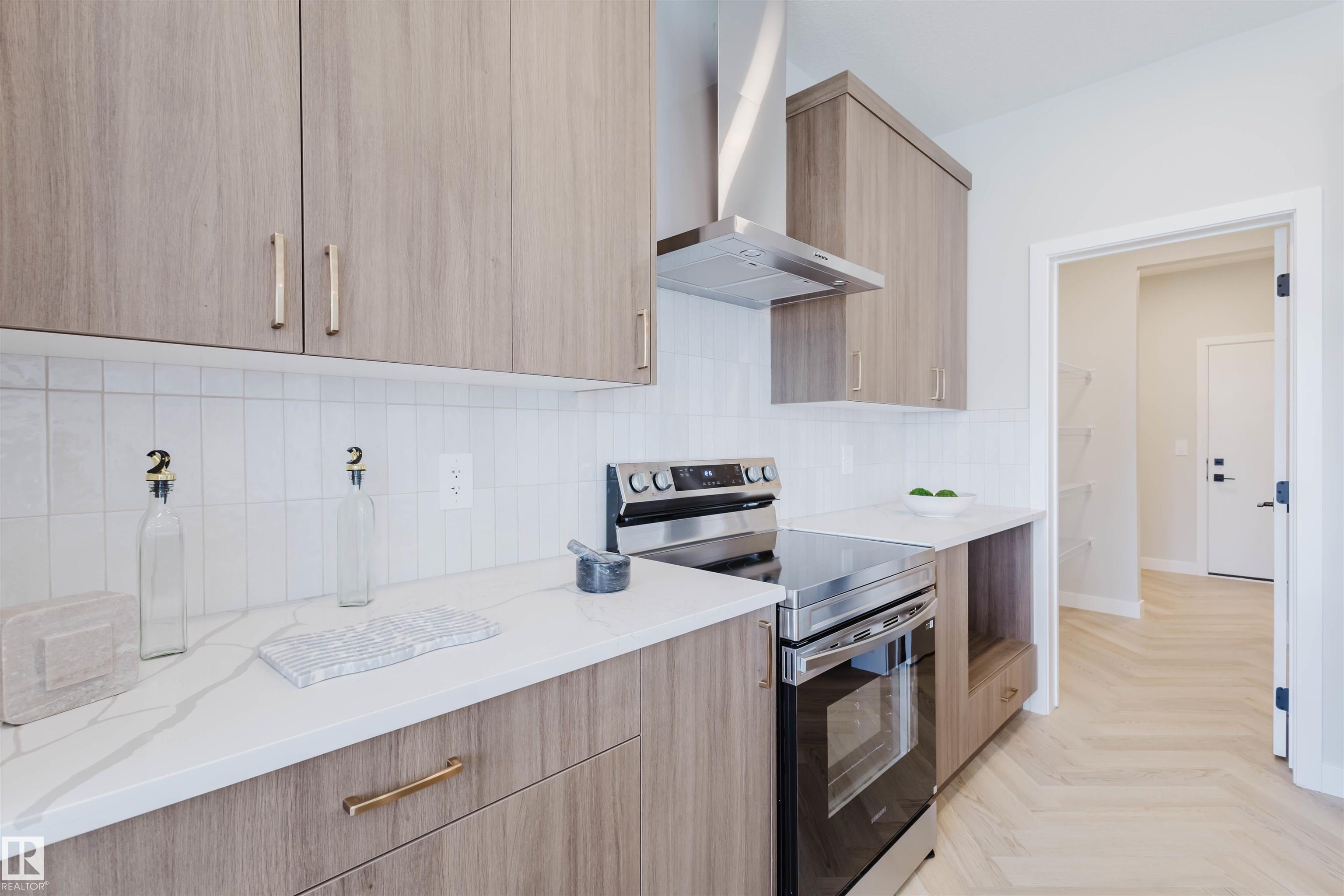 Photo 10 at 27 Cessy Street, Chérot, St. Albert