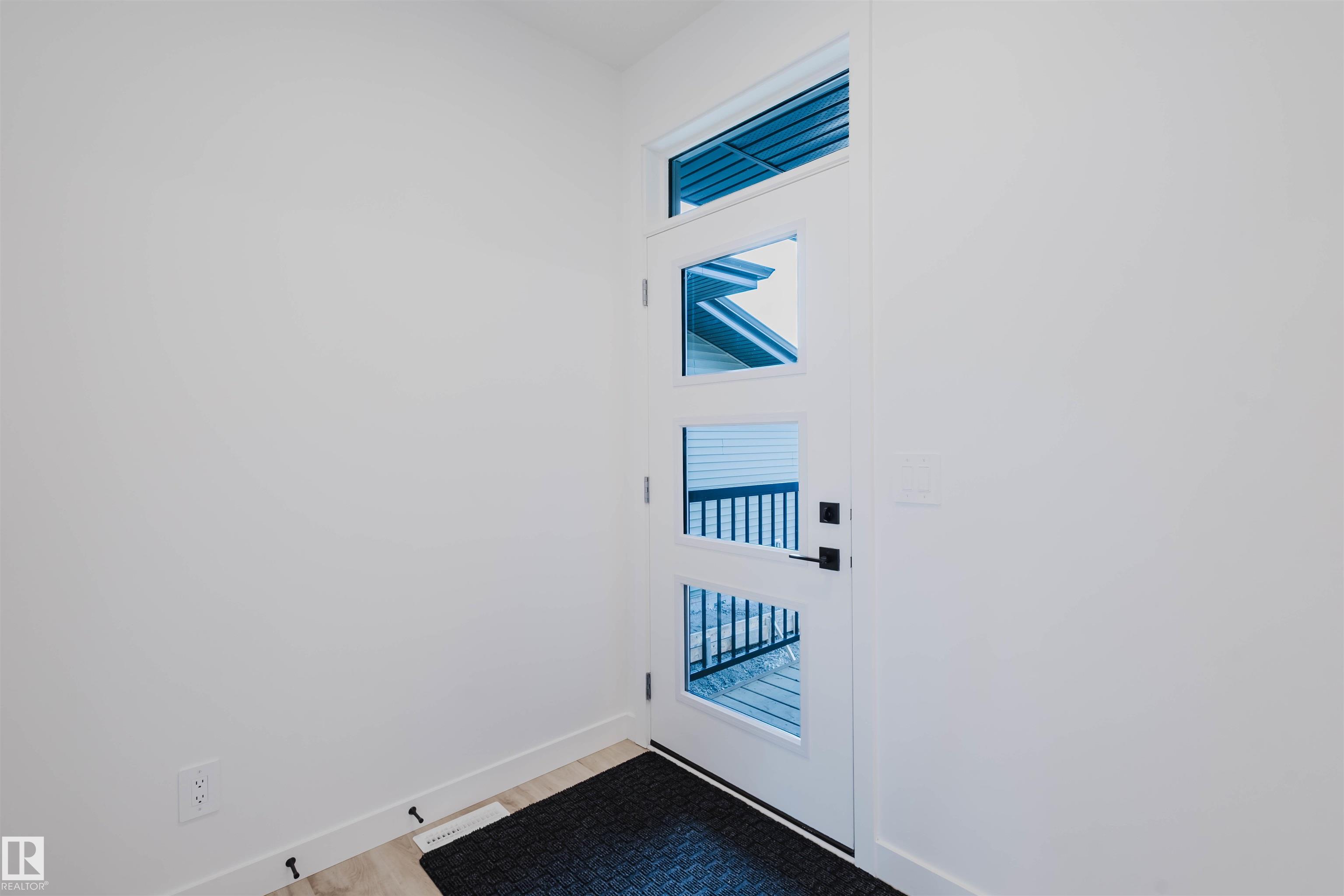 8253 Kiriak Loop SW, Keswick, Edmonton