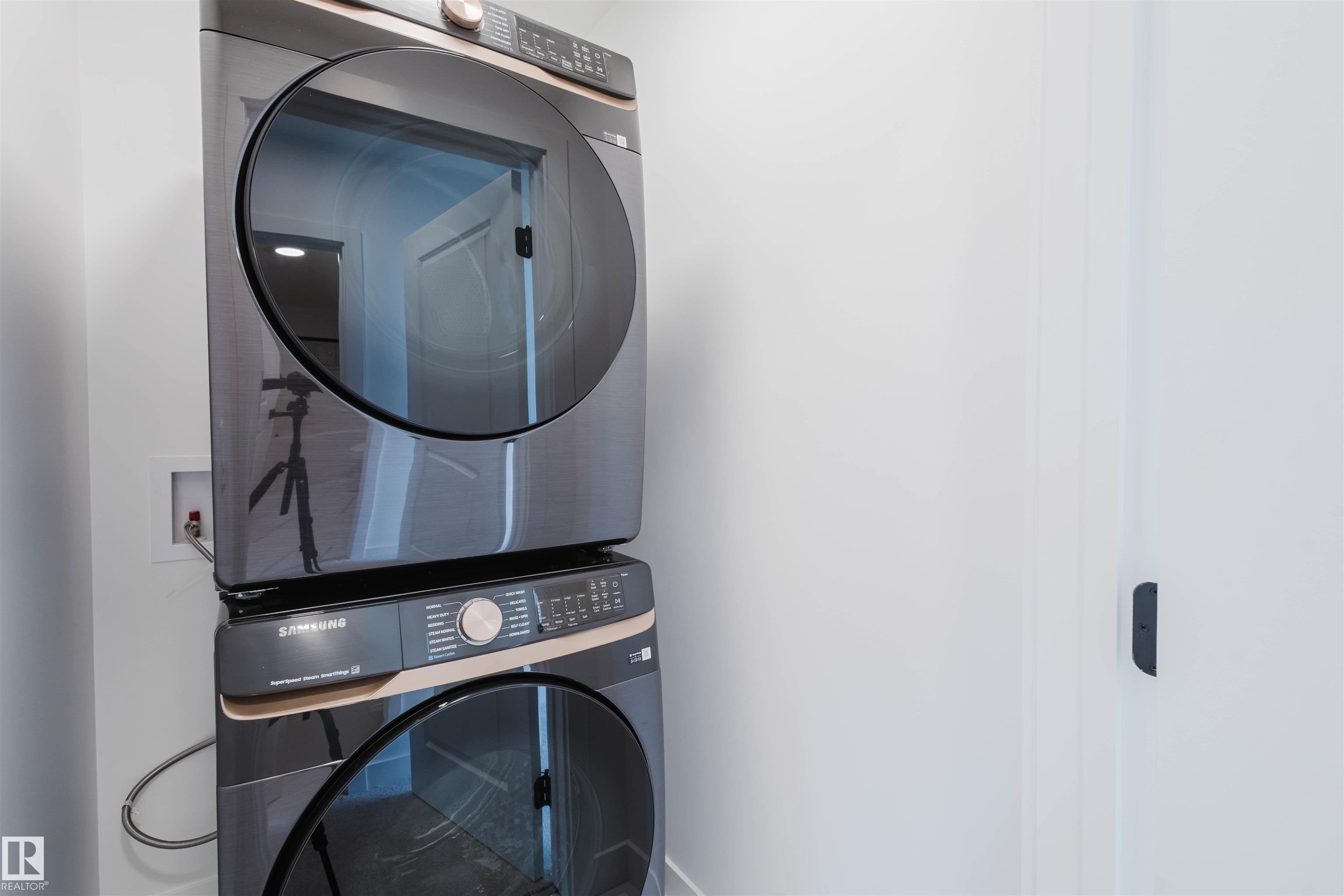 Photo 22 at 8253 Kiriak Loop SW, Keswick, Edmonton