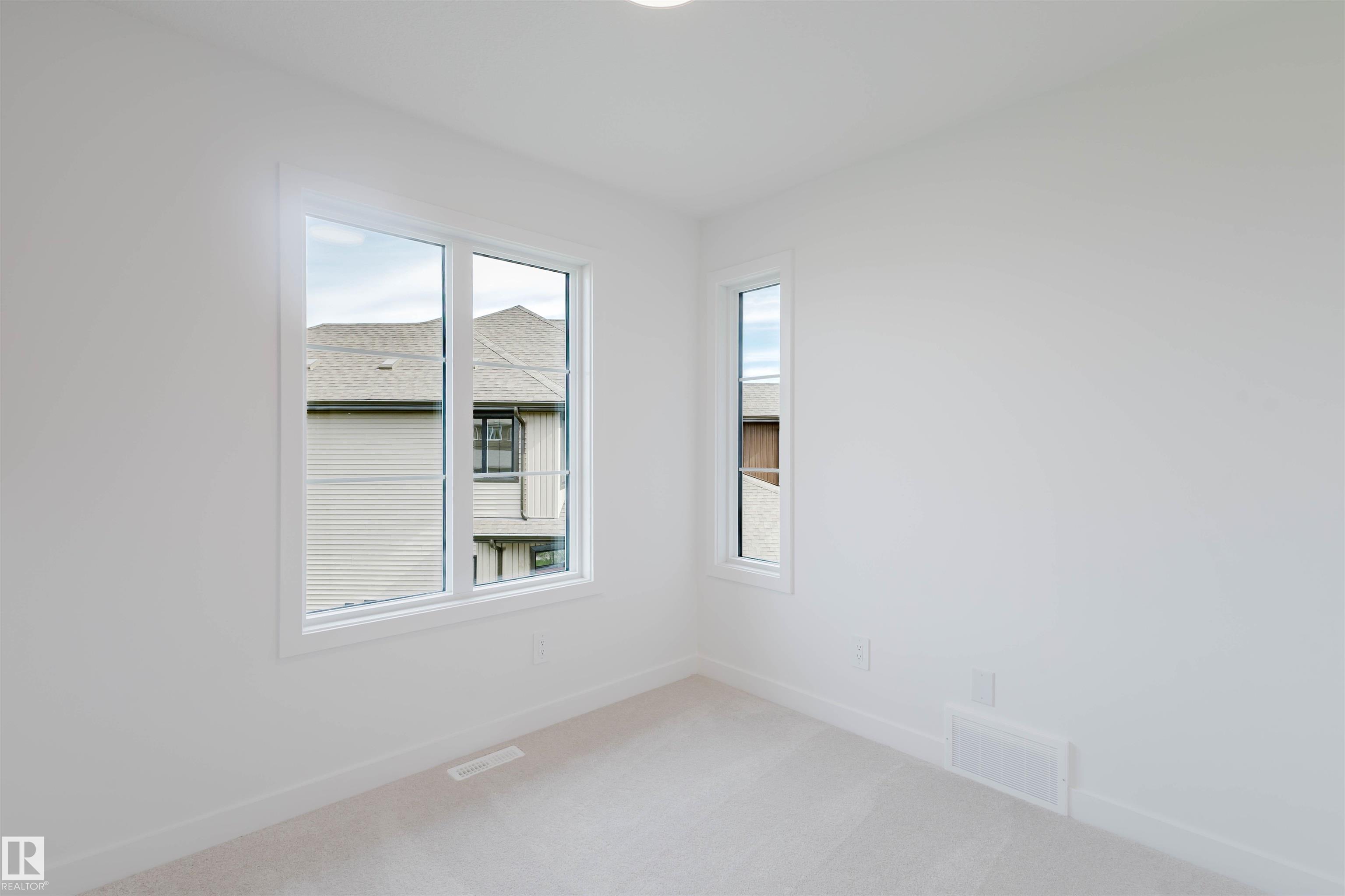 Photo 22 at 43 Chartres Close, Chérot, St. Albert