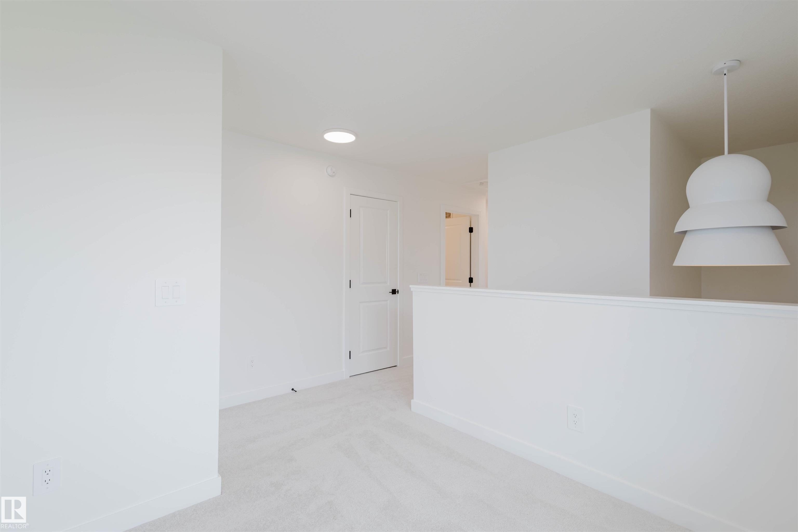 Photo 23 at 43 Chartres Close, Chérot, St. Albert