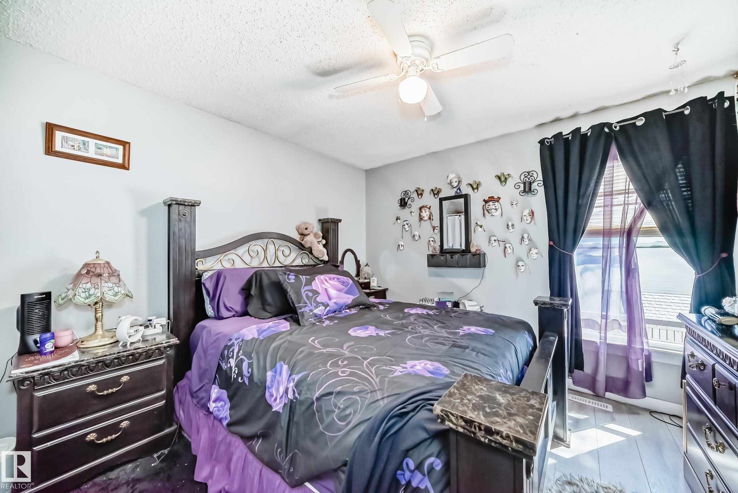 Photo 15 at 582 Abbottsfield Road NW, Abbottsfield, Edmonton