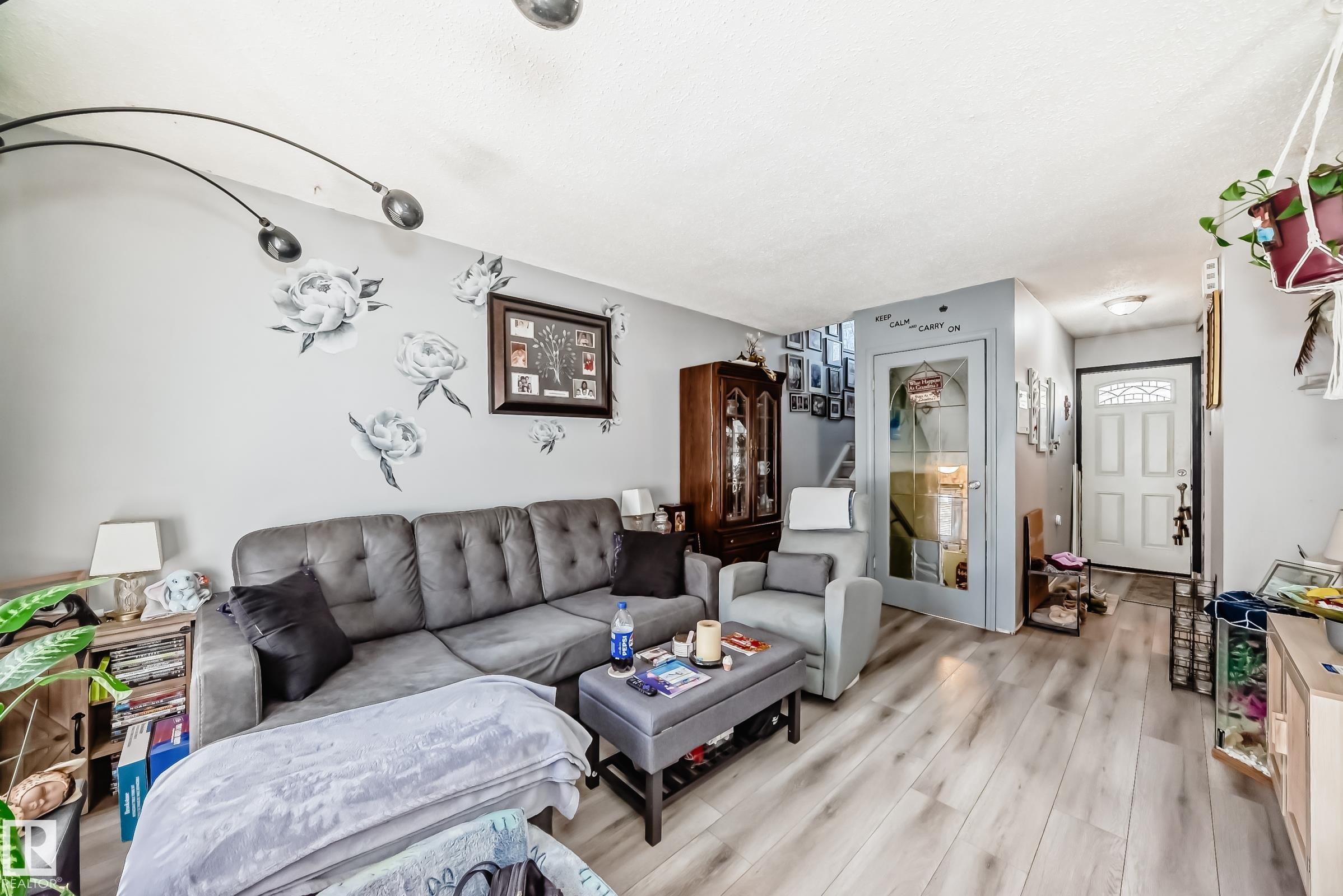 582 Abbottsfield Road NW, Abbottsfield, Edmonton