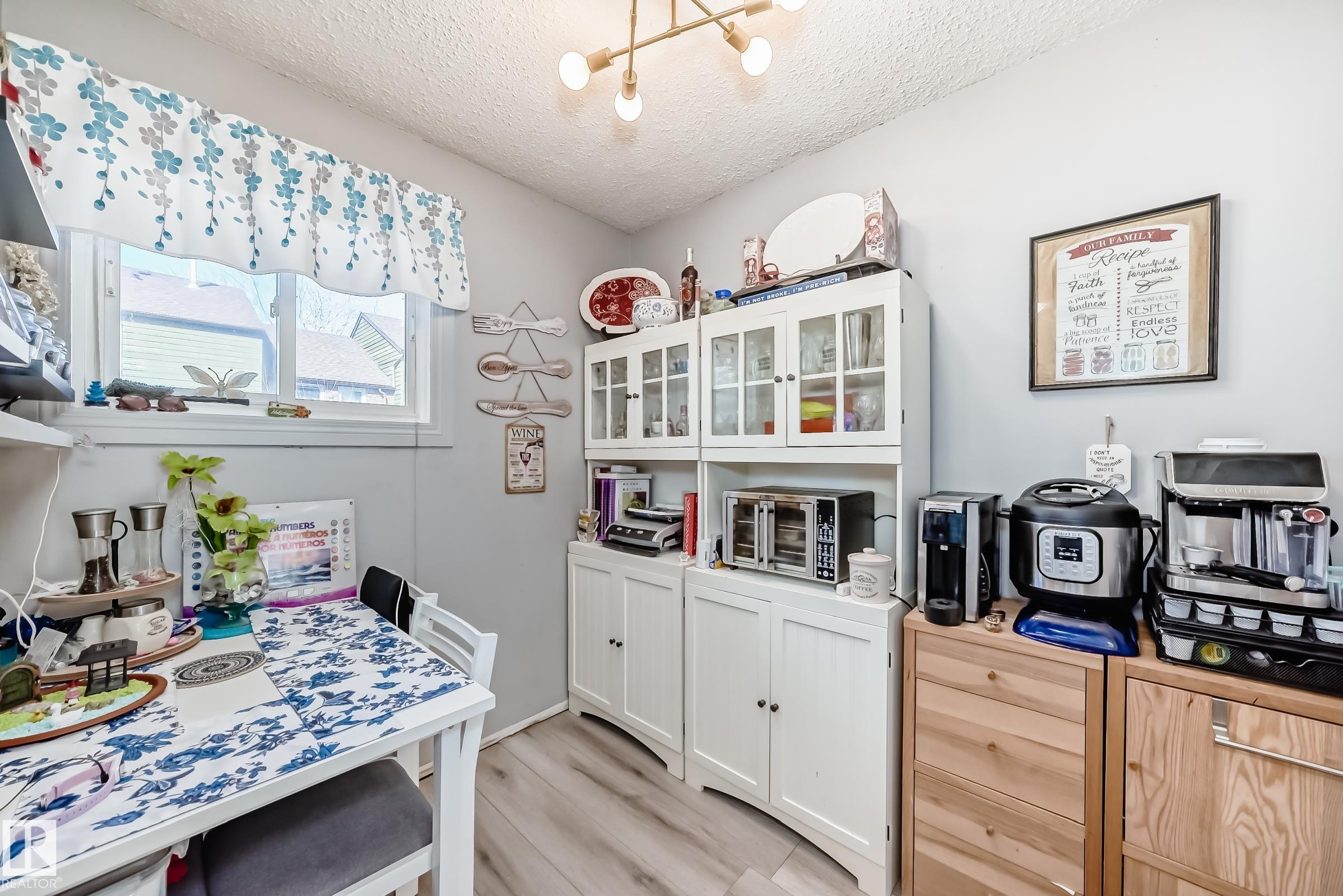 Photo 8 at 582 Abbottsfield Road NW, Abbottsfield, Edmonton