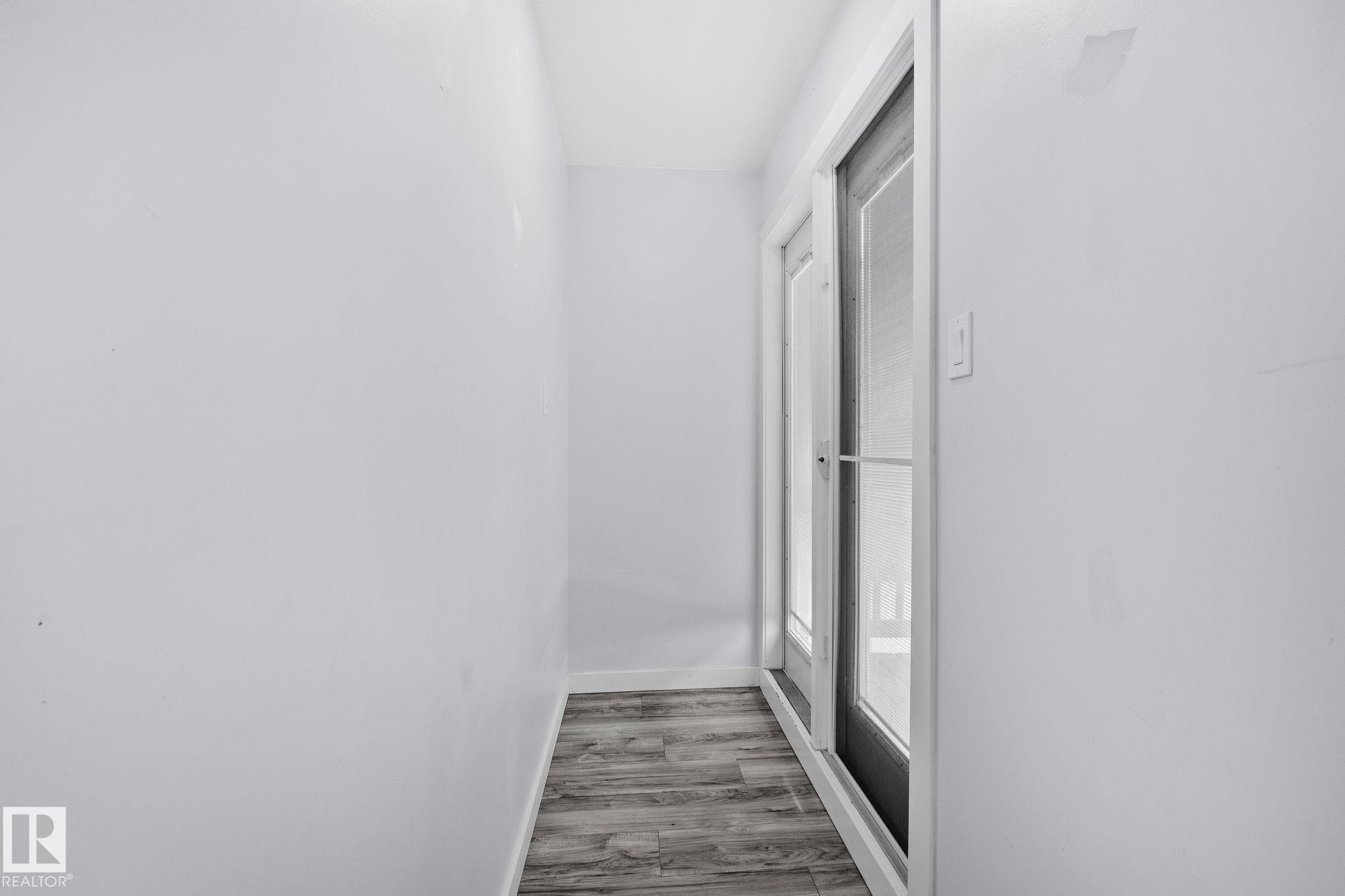 Photo 11 at 12002 37 Street NW, Beacon Heights, Edmonton