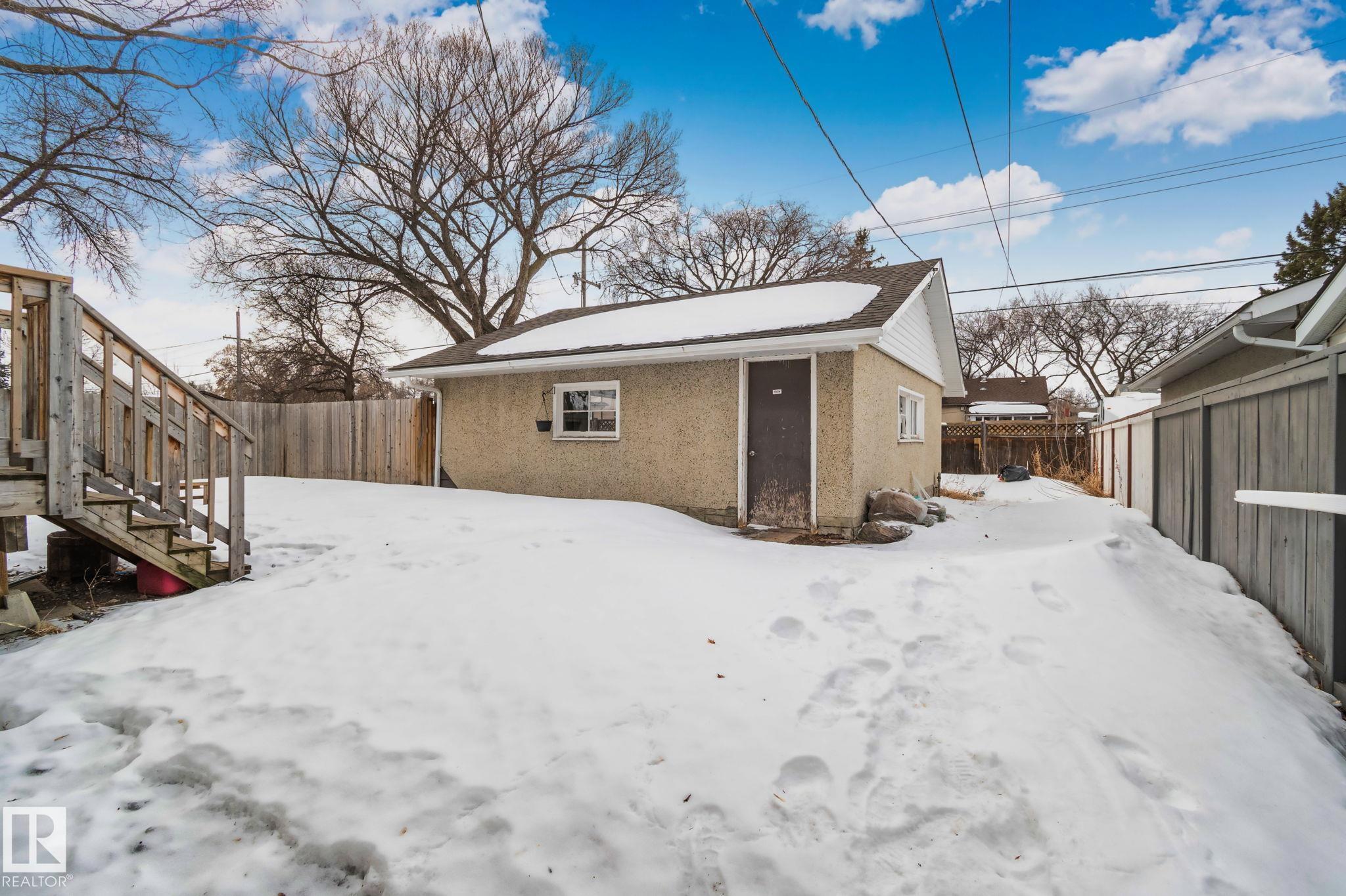 Photo 25 at 12002 37 Street NW, Beacon Heights, Edmonton