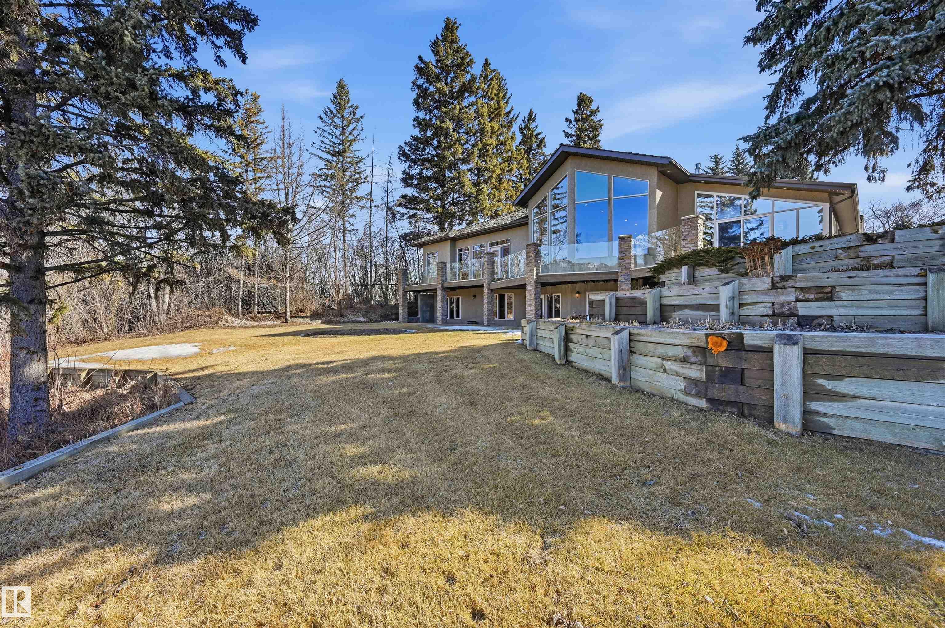 15625 Whitemud Road NW, River Valley Fort Edmonton, Edmonton