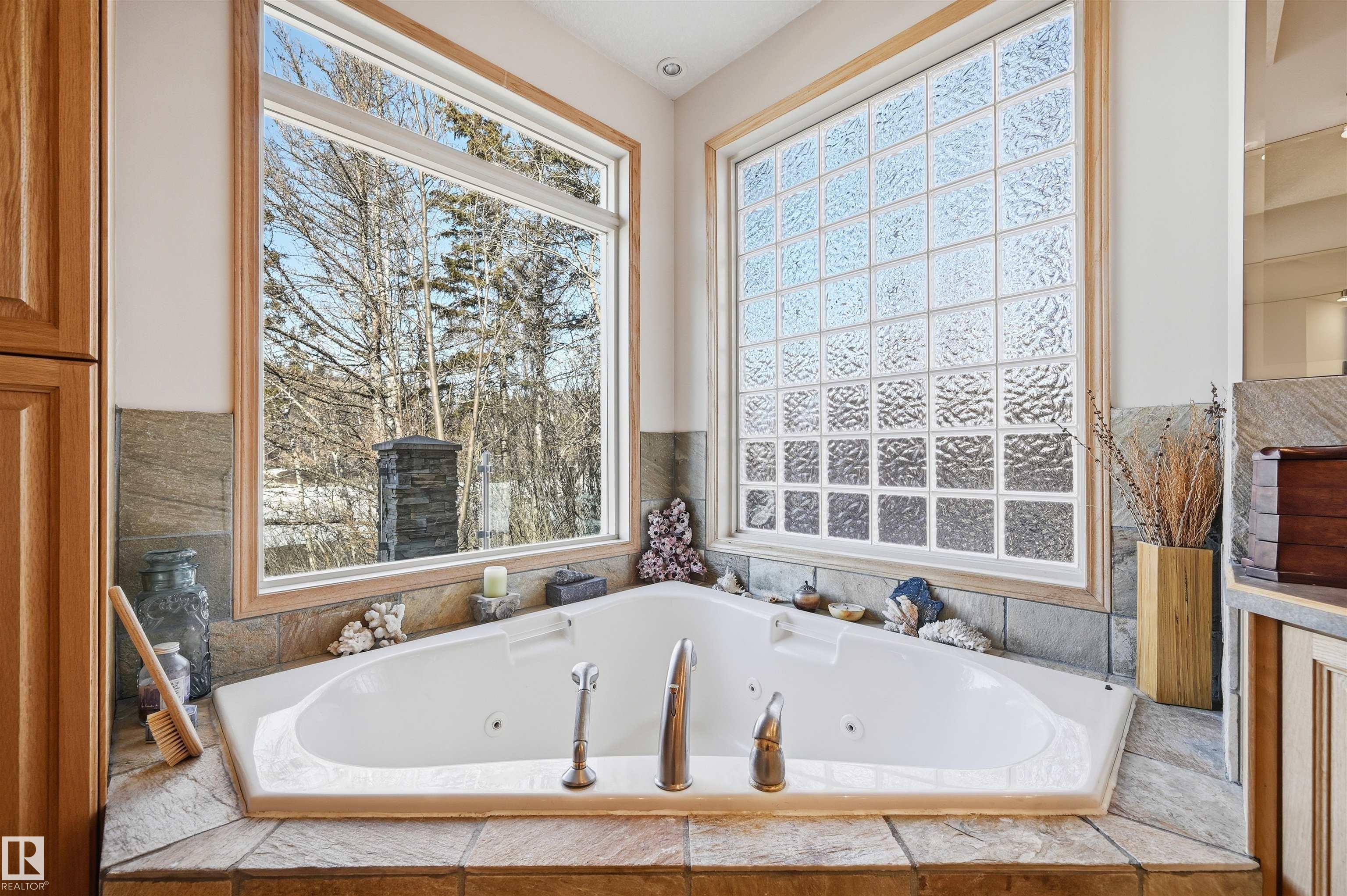 Photo 31 at 15625 Whitemud Road NW, River Valley Fort Edmonton, Edmonton