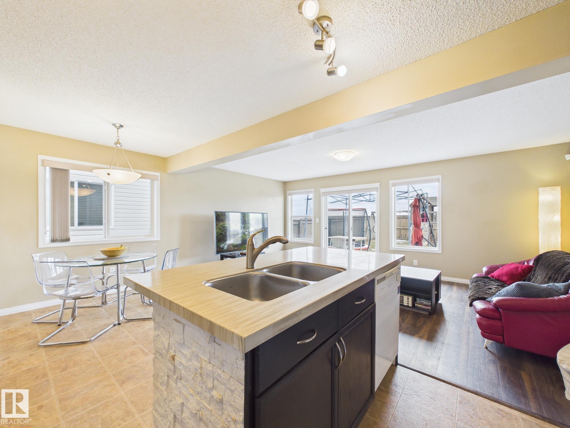 Photo 16 at 9073 Scott Crescent NW, South Terwillegar, Edmonton