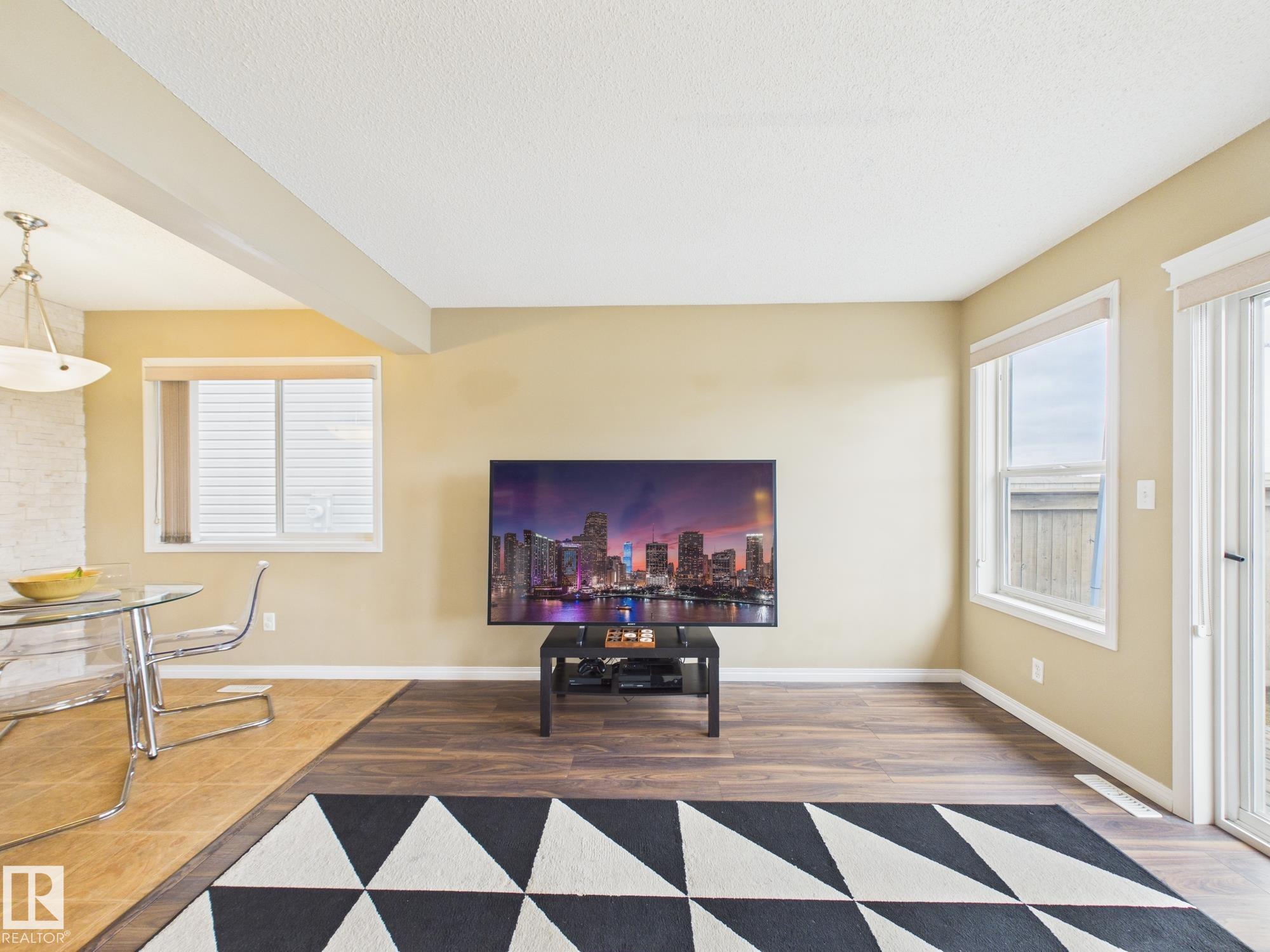 Photo 23 at 9073 Scott Crescent NW, South Terwillegar, Edmonton