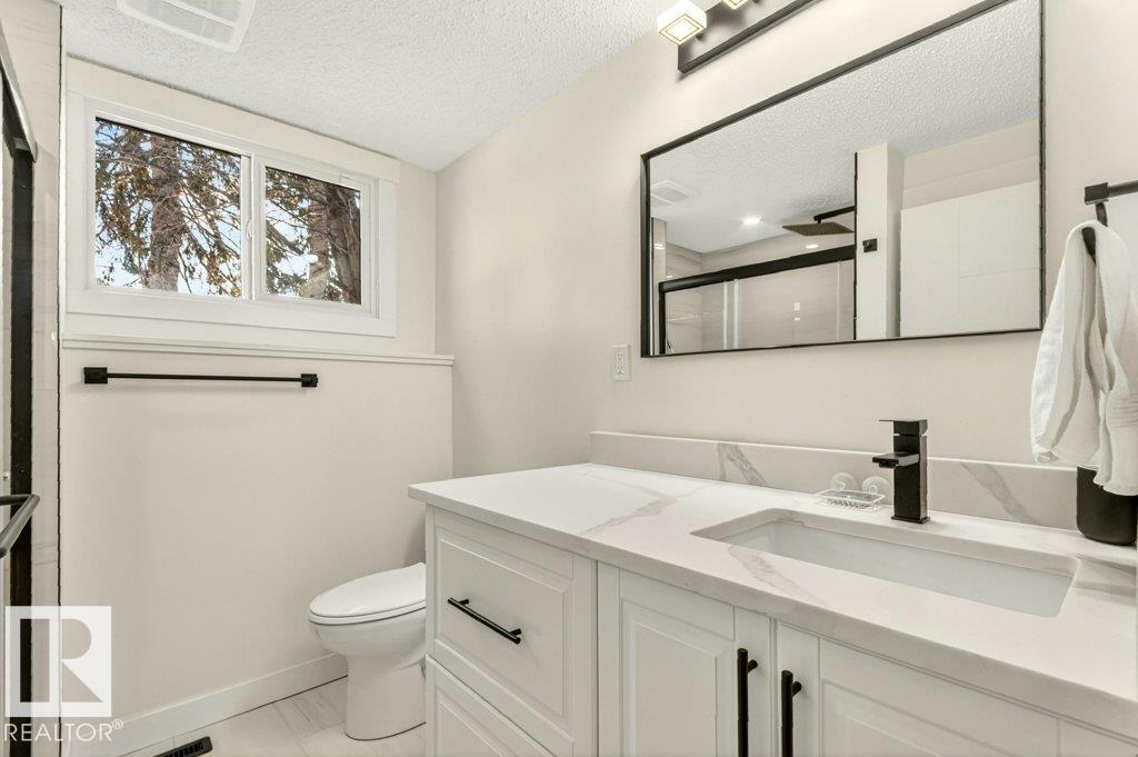 Photo 21 at 11435 46 Avenue NW, Malmo Plains, Edmonton