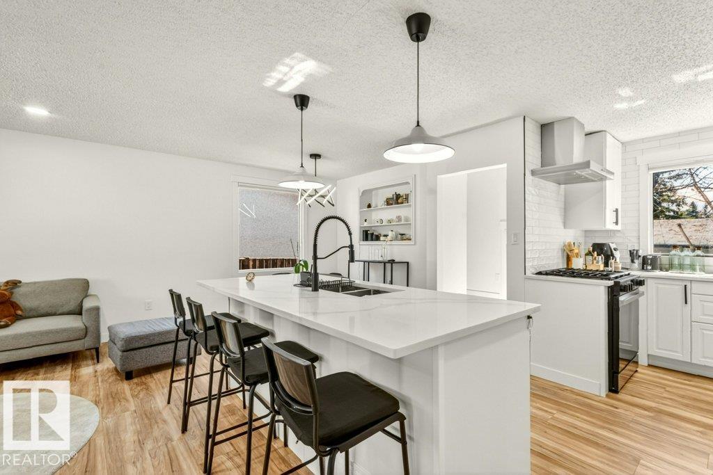 Photo 6 at 11435 46 Avenue NW, Malmo Plains, Edmonton