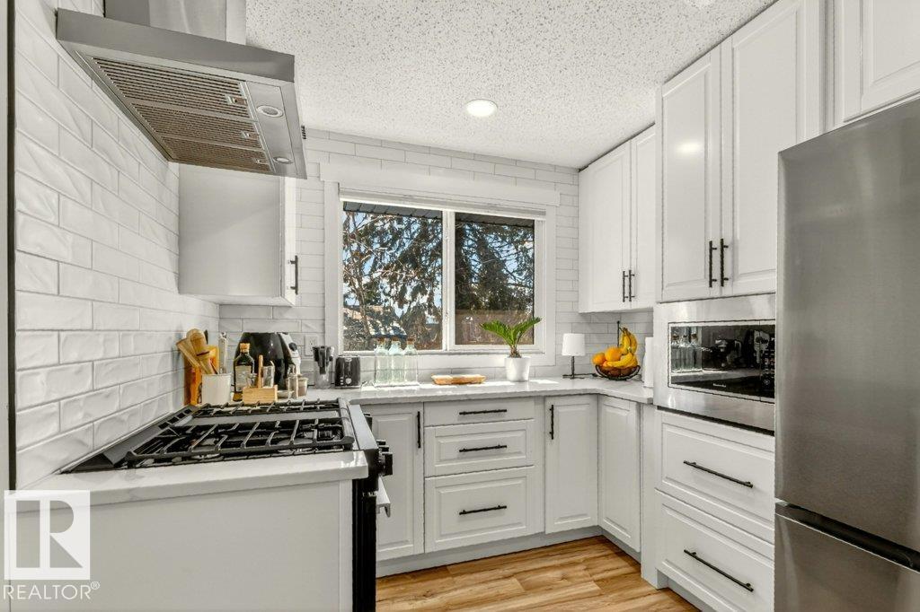 Photo 7 at 11435 46 Avenue NW, Malmo Plains, Edmonton