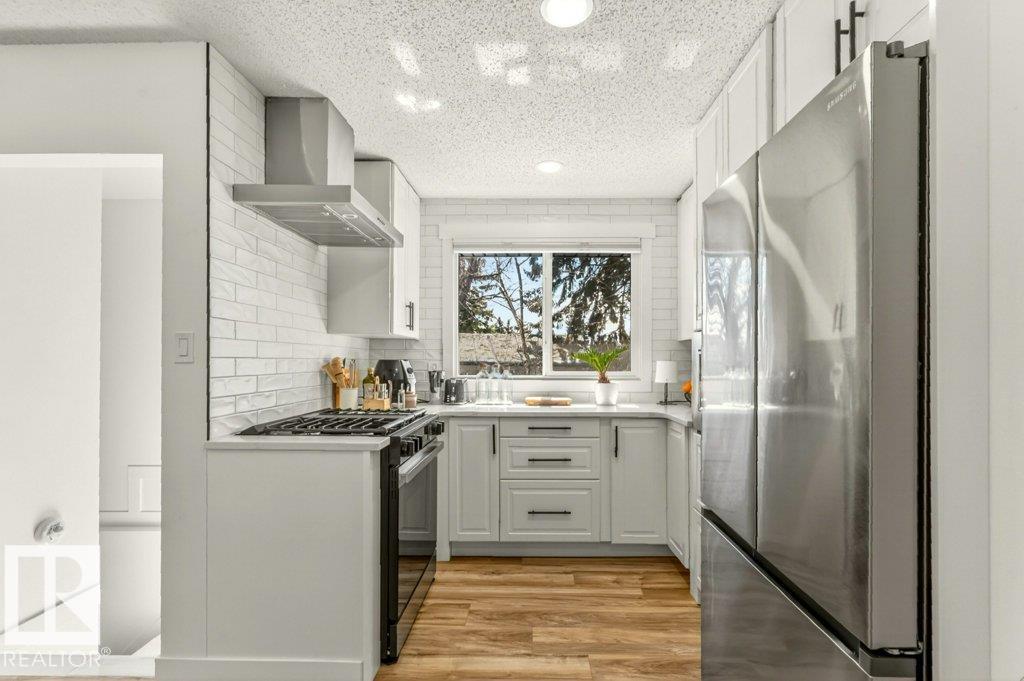 Photo 8 at 11435 46 Avenue NW, Malmo Plains, Edmonton