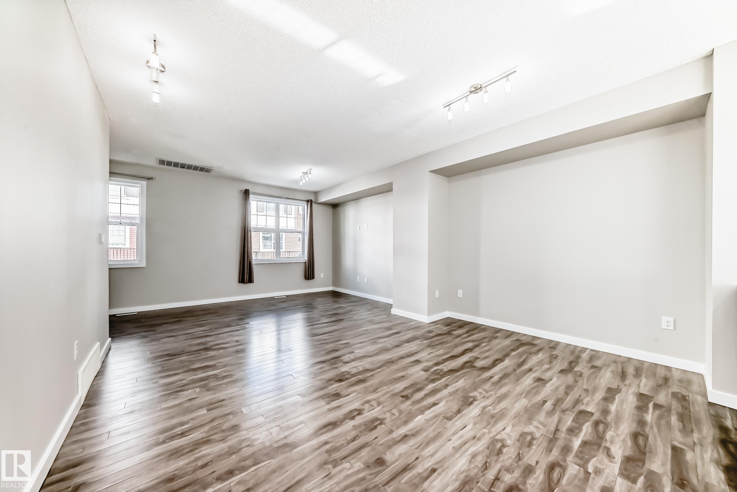 Photo 14 at 75 - 2803 James Mowatt Trail SW, Callaghan, Edmonton