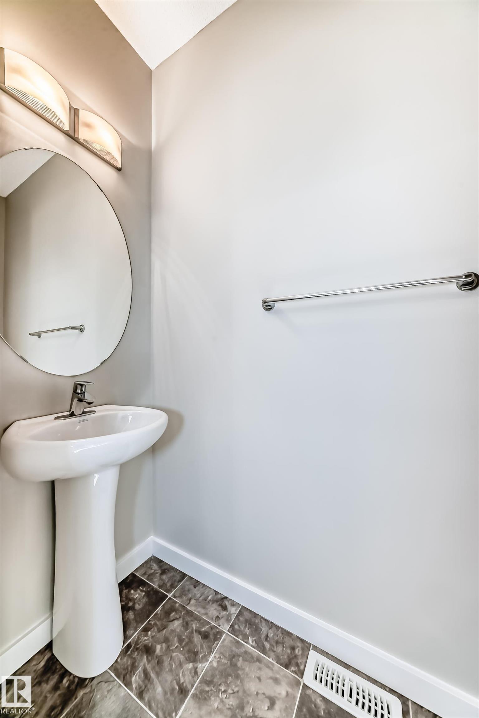 Photo 23 at 75 - 2803 James Mowatt Trail SW, Callaghan, Edmonton