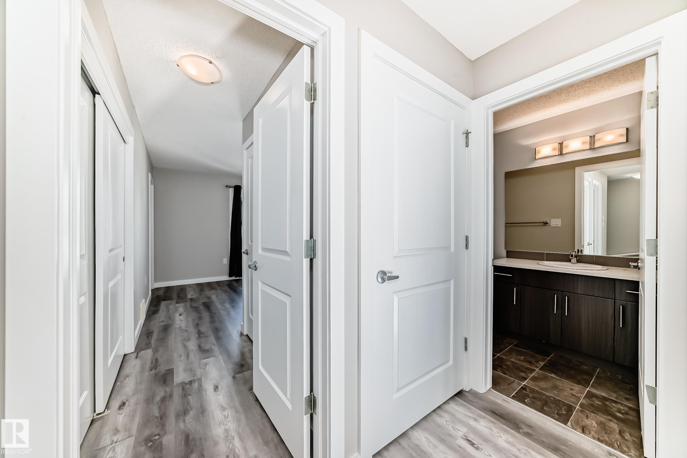 Photo 36 at 75 - 2803 James Mowatt Trail SW, Callaghan, Edmonton