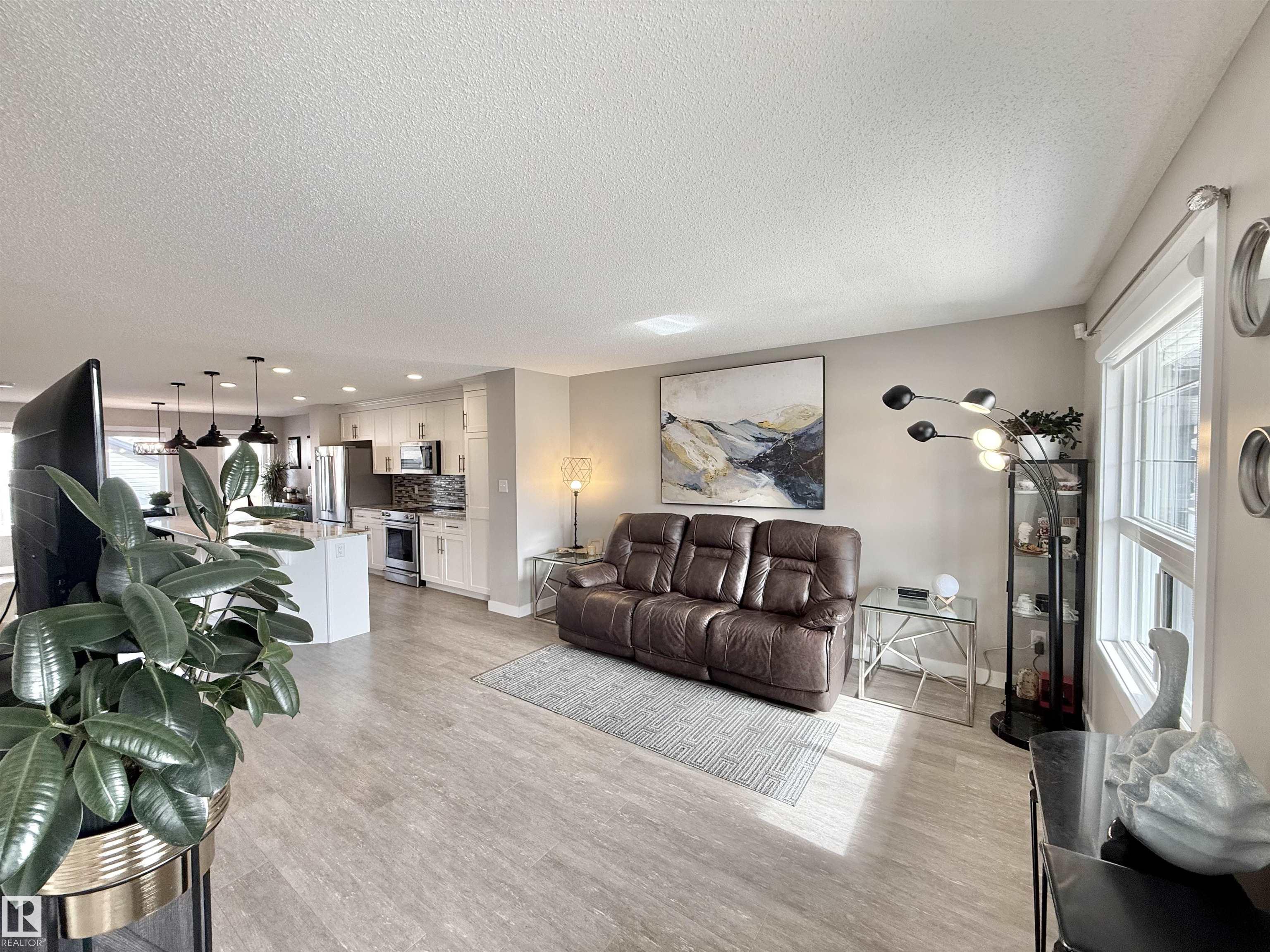 1234 Sandstone Boulevard, Summerwood, Sherwood Park