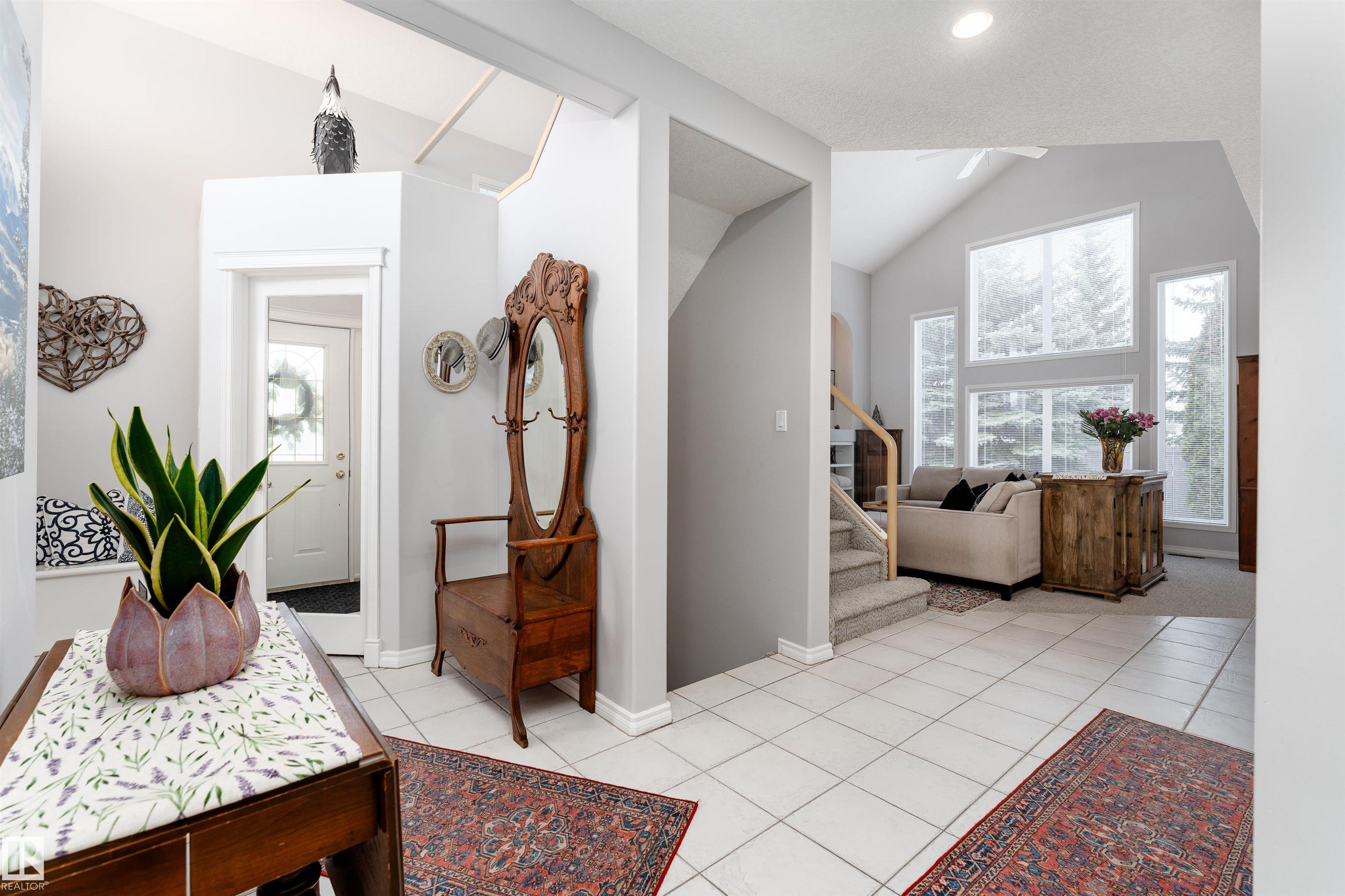 2 Olmstead Court, Oakmont, St. Albert