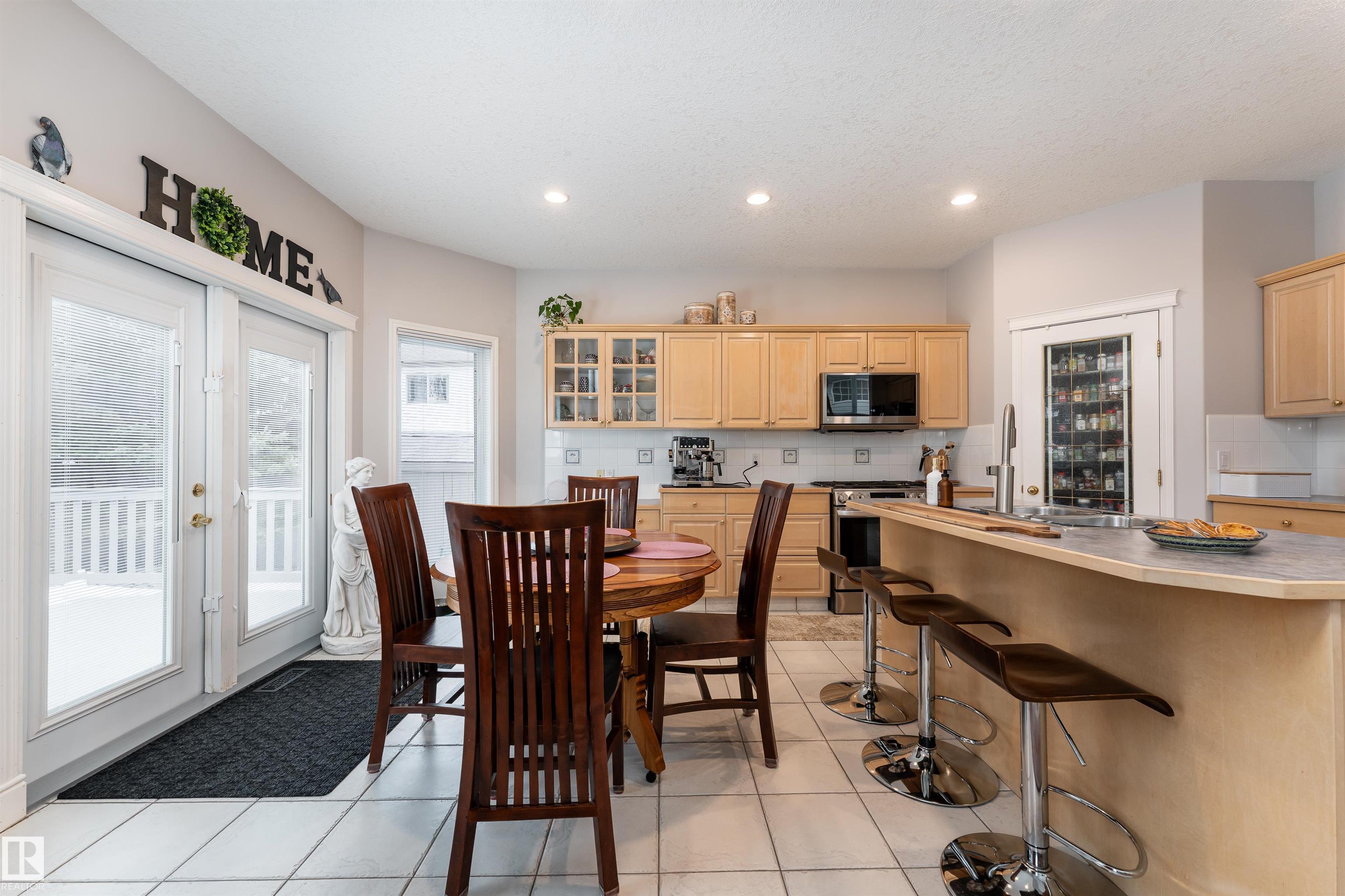 Photo 22 at 2 Olmstead Court, Oakmont, St. Albert