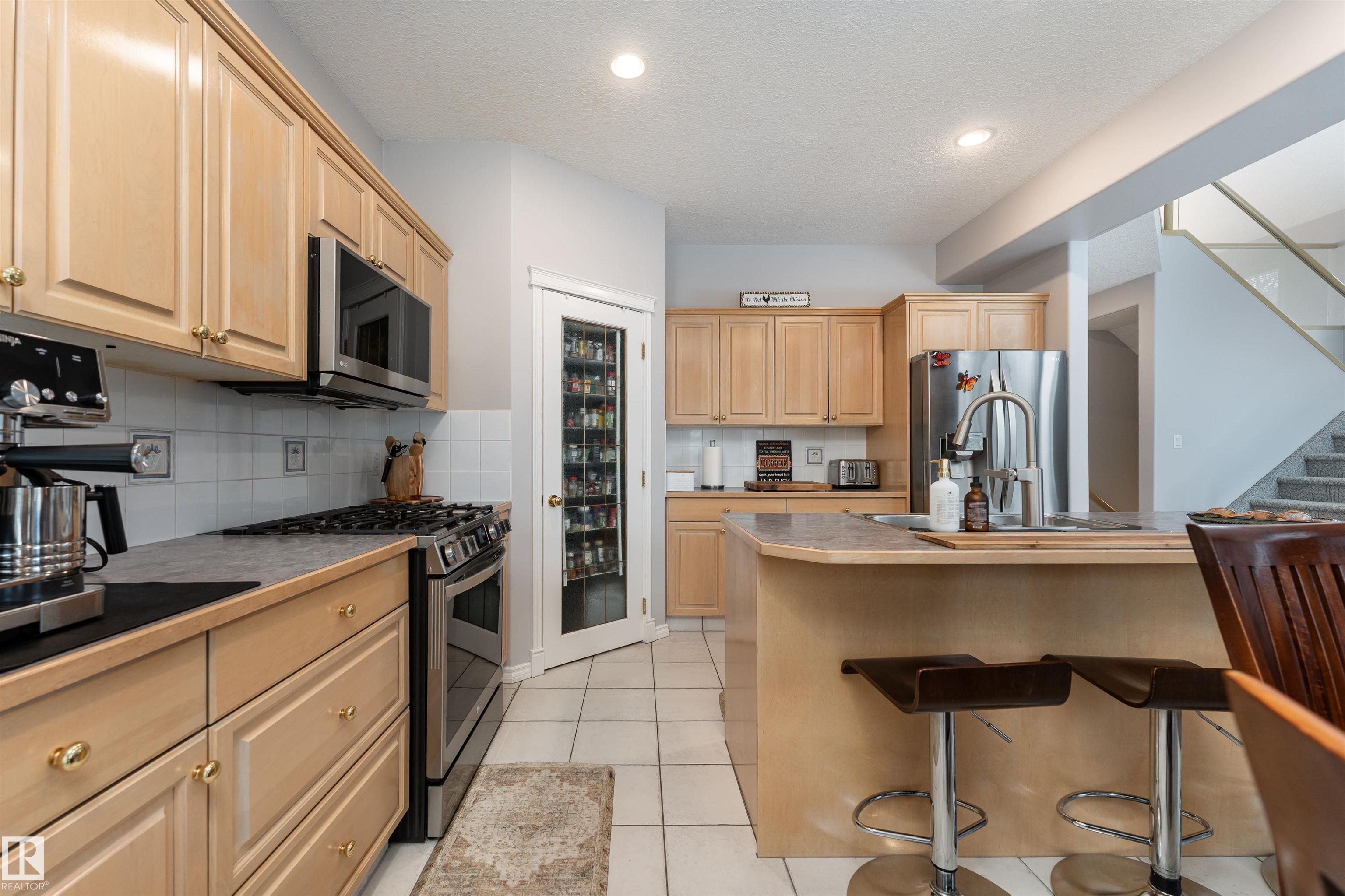 Photo 24 at 2 Olmstead Court, Oakmont, St. Albert