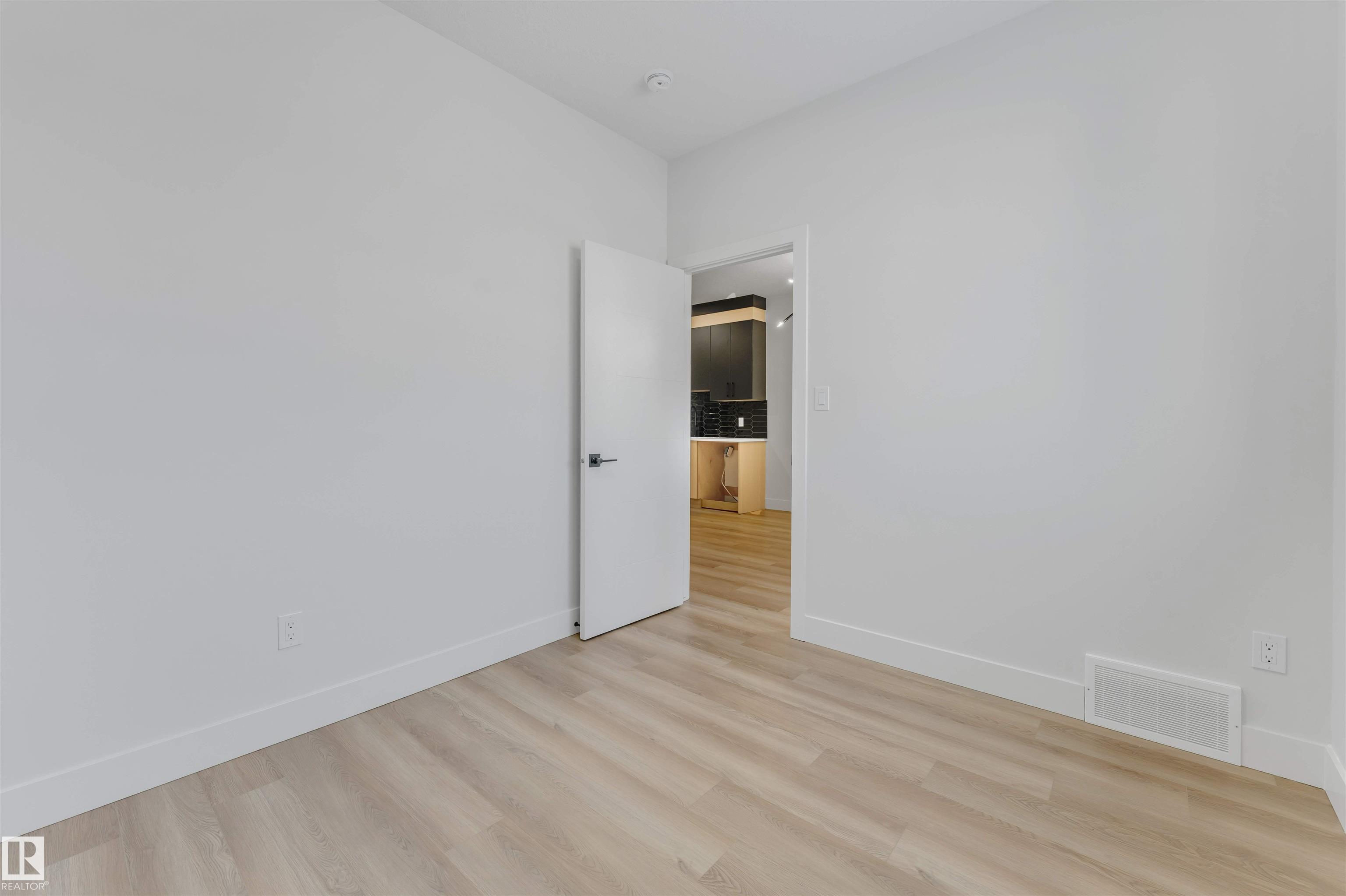 Photo 19 at 22932 80 Avenue NW, Rosenthal, Edmonton