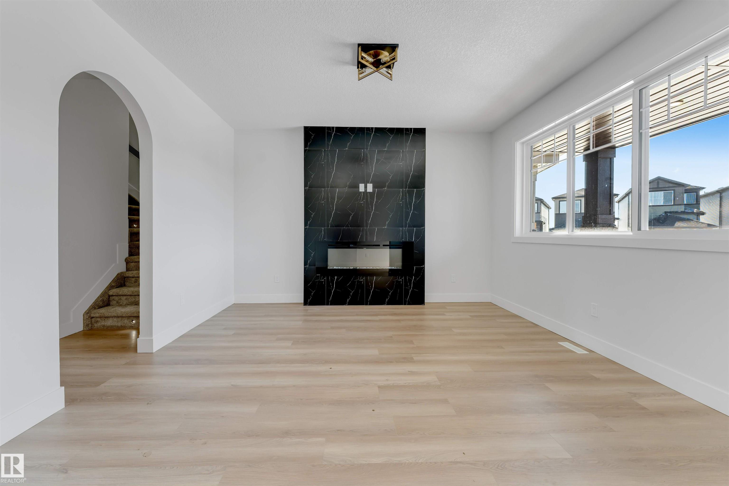 Photo 6 at 22932 80 Avenue NW, Rosenthal, Edmonton