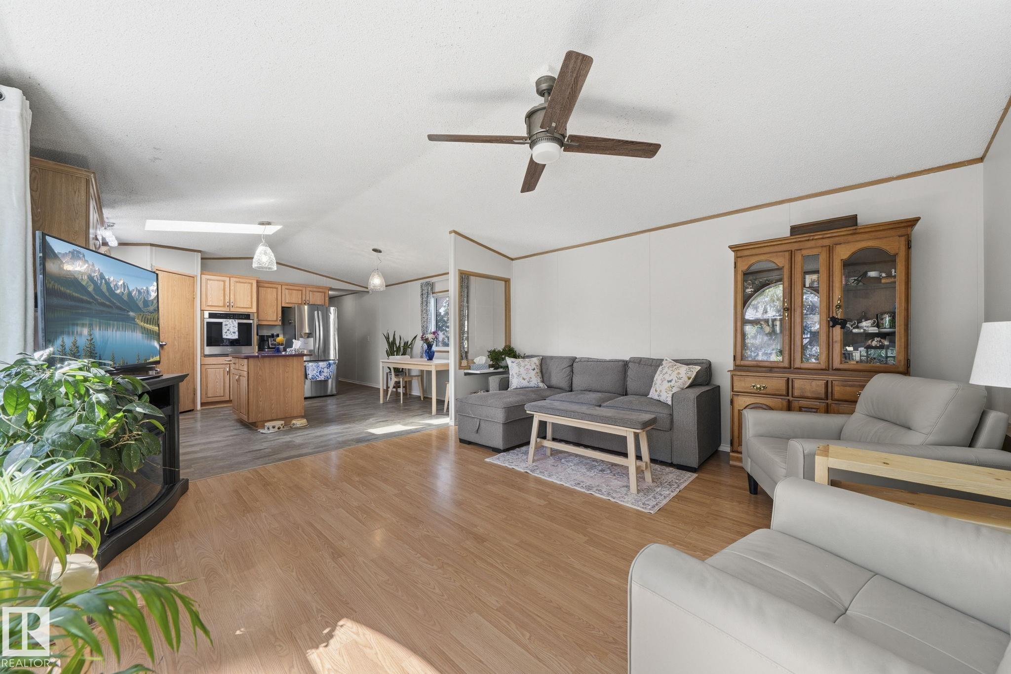 Picture for 66 Evergreen Park NE