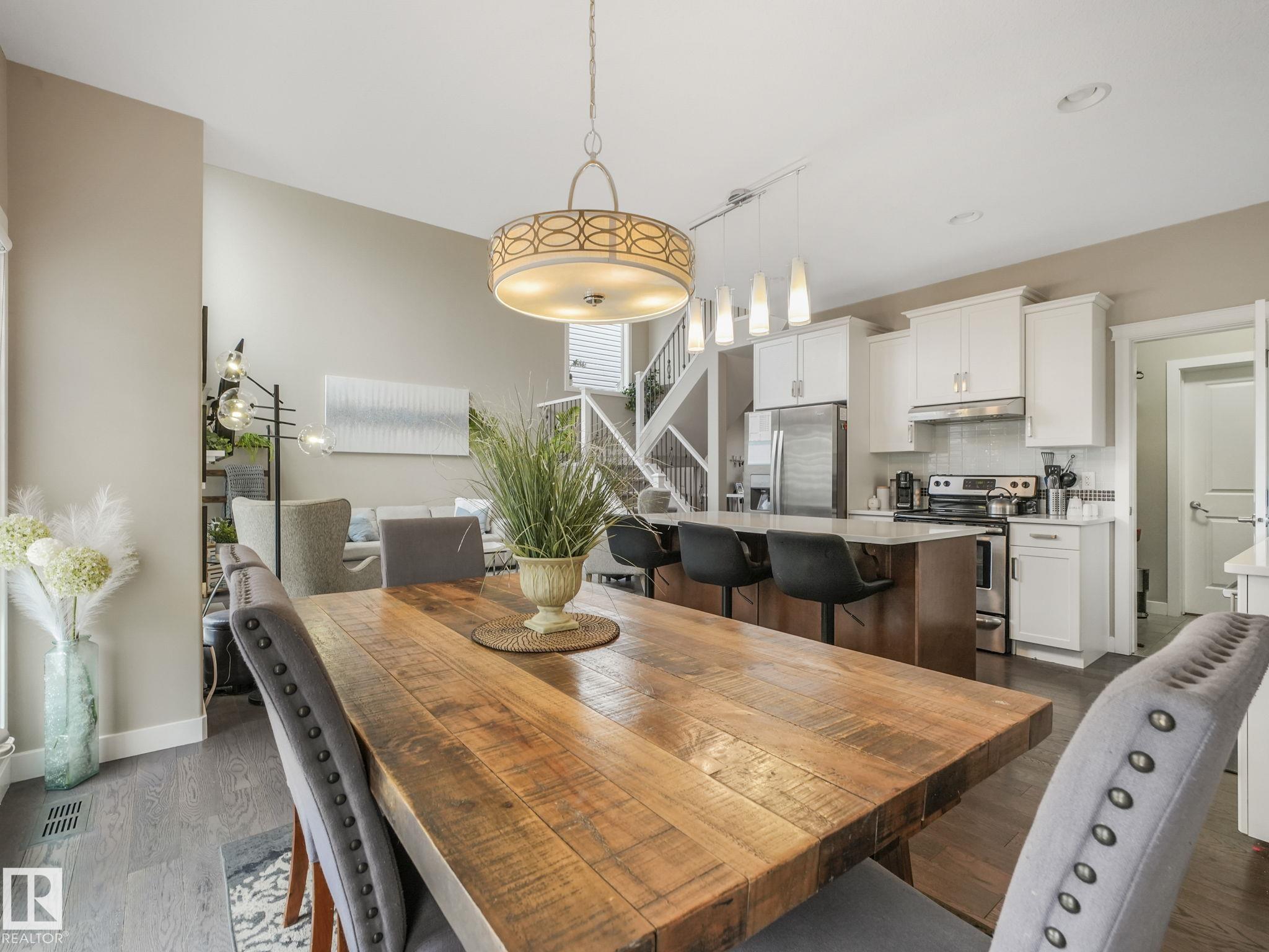 Photo 11 at 15835 10 Avenue SW, Glenridding Heights, Edmonton