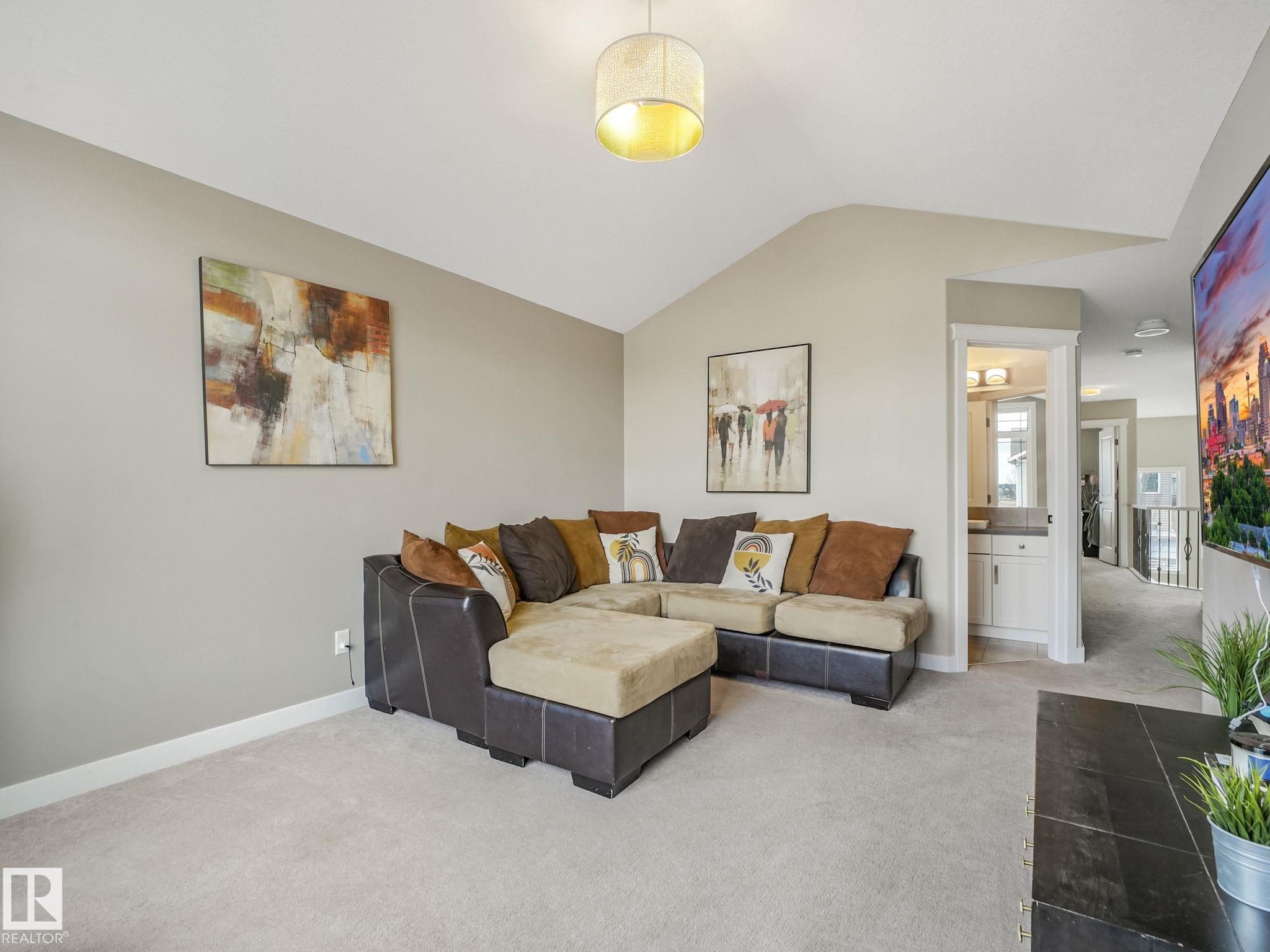 Photo 26 at 15835 10 Avenue SW, Glenridding Heights, Edmonton