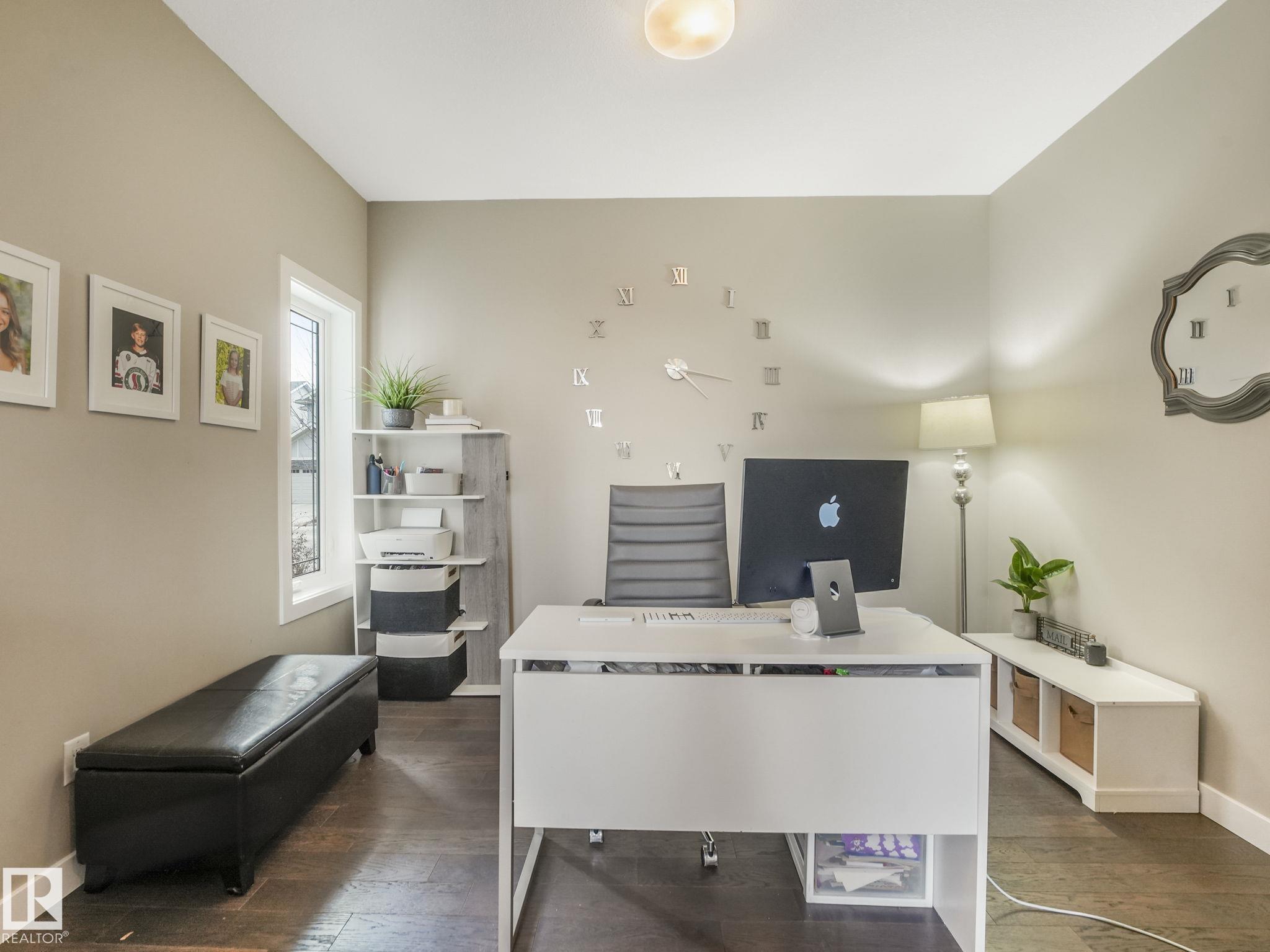 15835 10 Avenue SW, Glenridding Heights, Edmonton