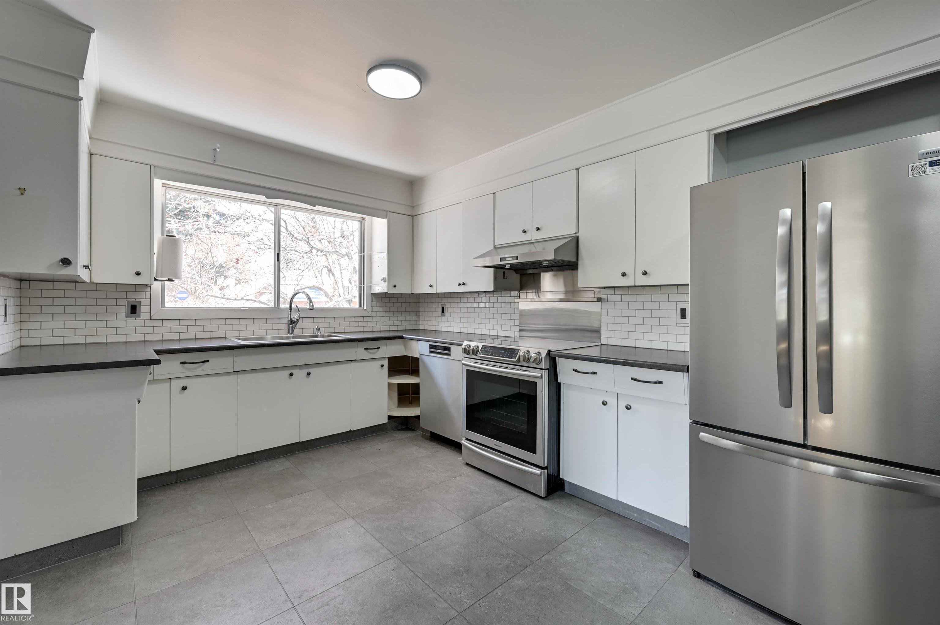 Photo 23 at 8512 Buena Vista Road NW, Laurier Heights, Edmonton