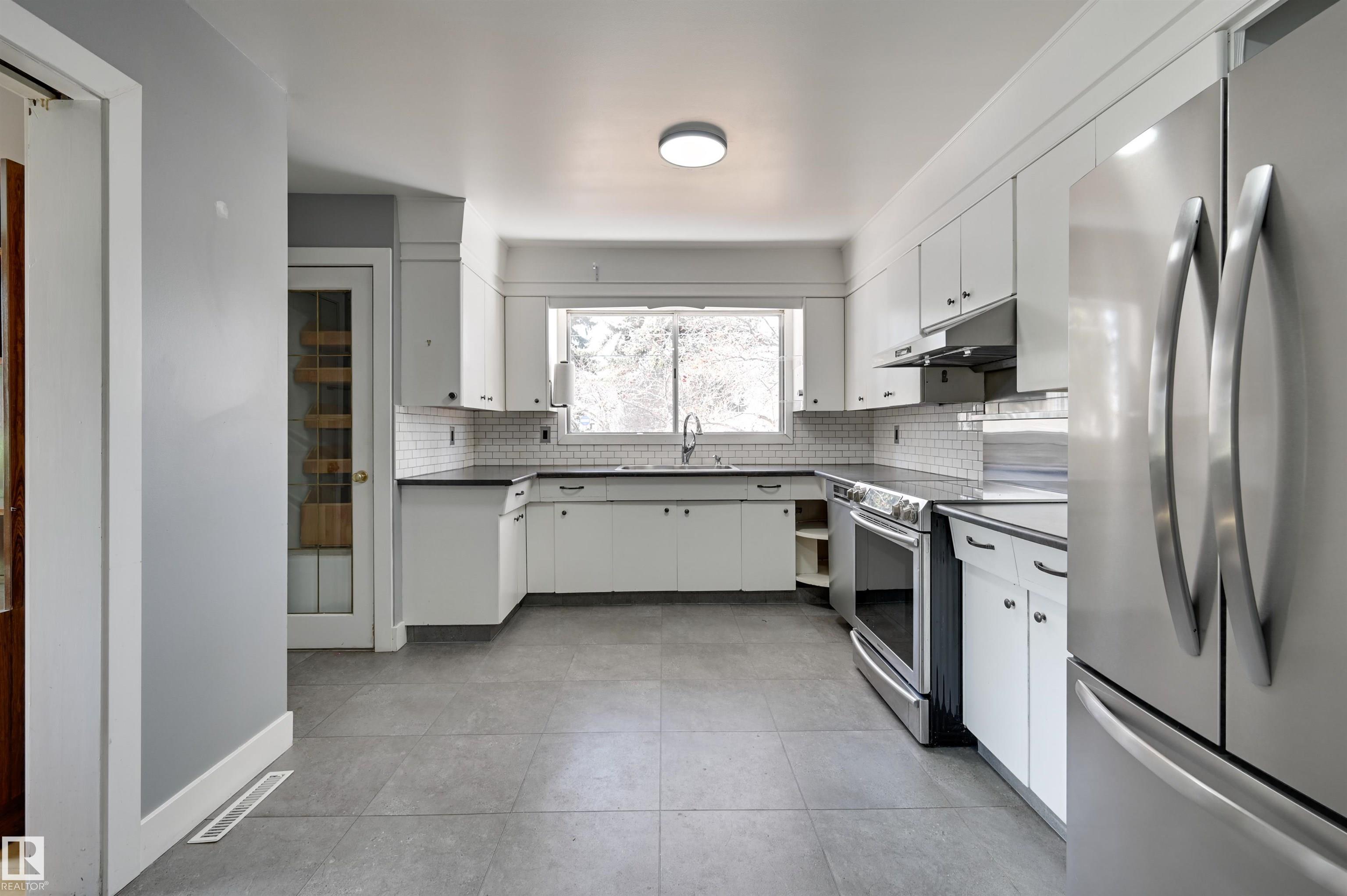 Photo 24 at 8512 Buena Vista Road NW, Laurier Heights, Edmonton