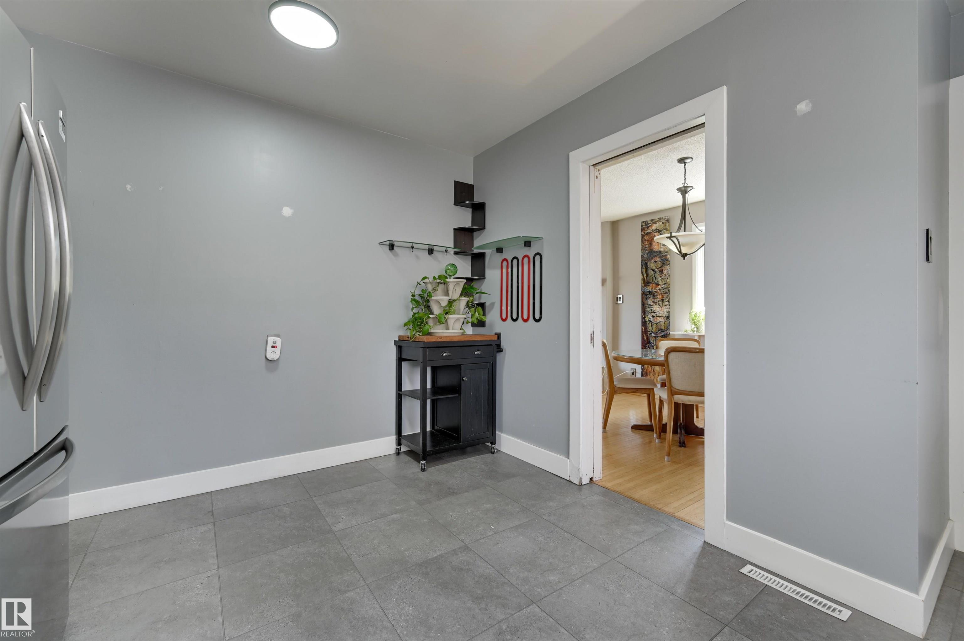 Photo 27 at 8512 Buena Vista Road NW, Laurier Heights, Edmonton