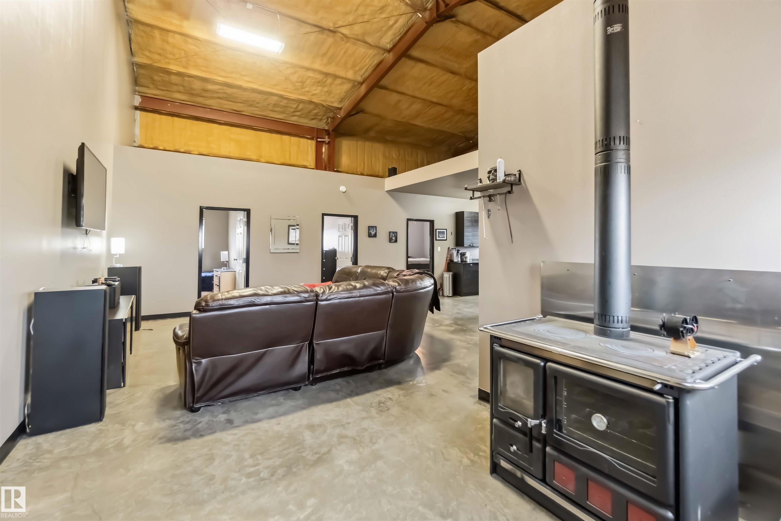 Photo 12 at 50531 Rge Road 14, None, Rural Parkland County