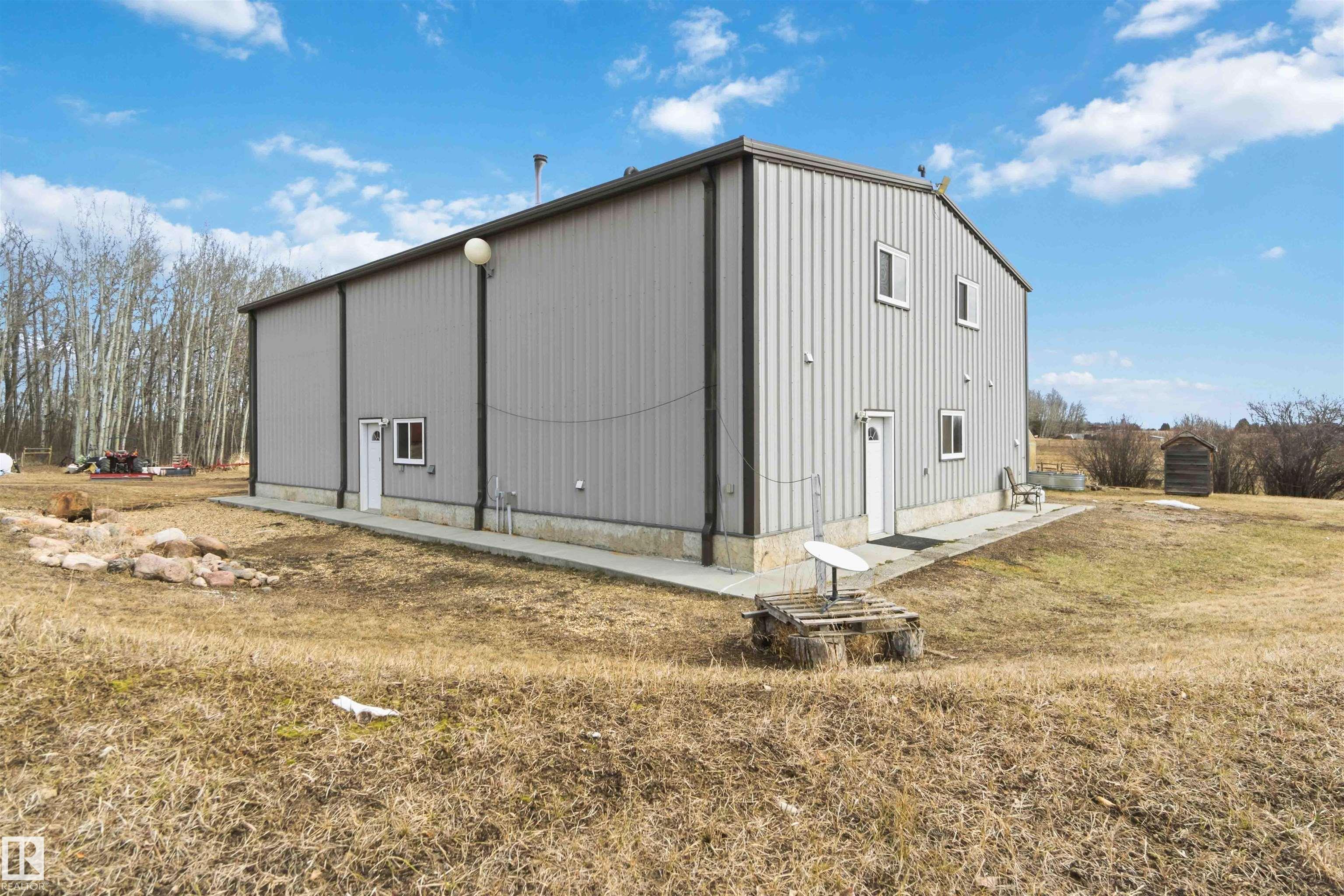 Photo 8 at 50531 Rge Road 14, None, Rural Parkland County